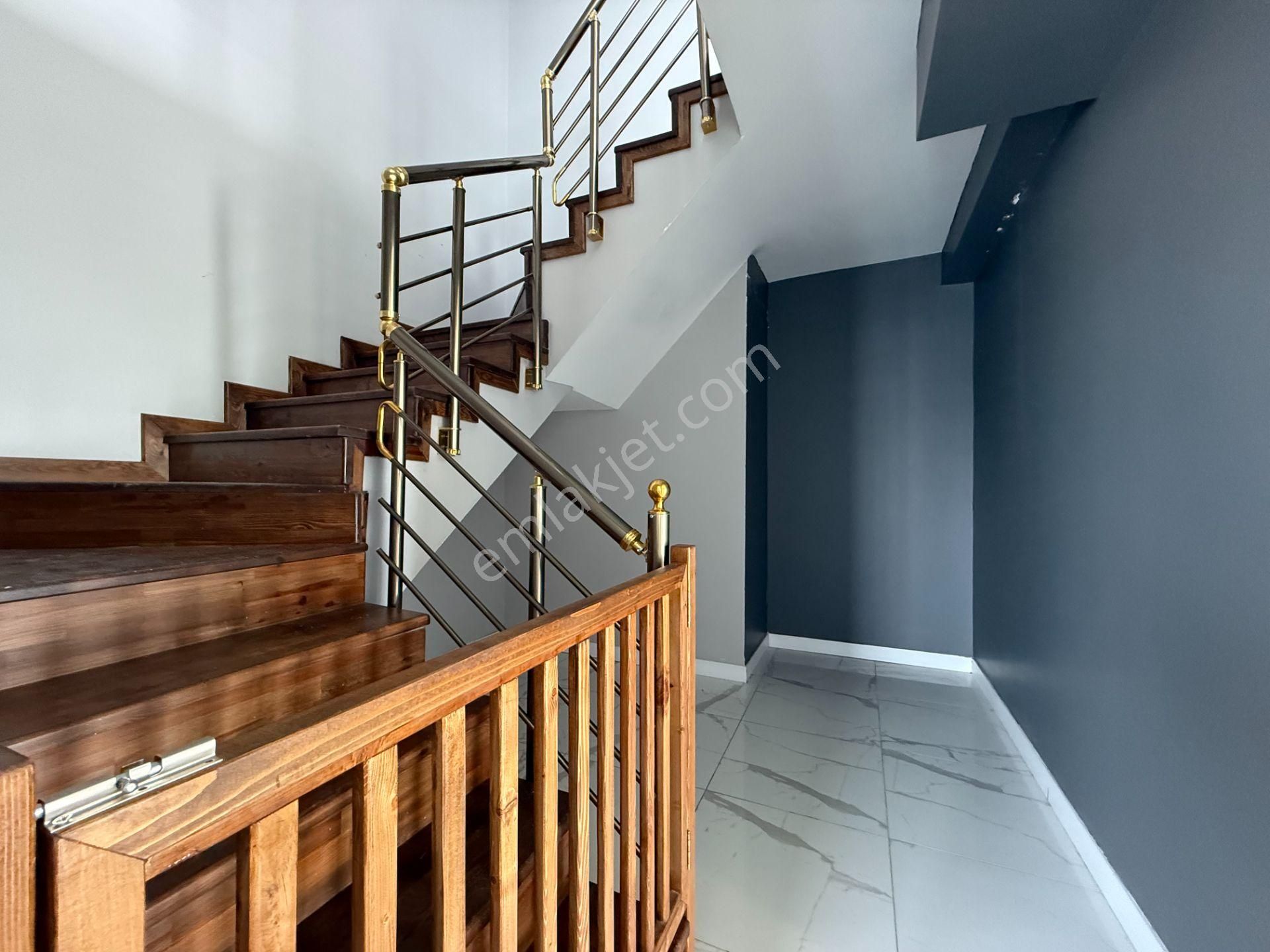 Toros Caddesinde 260 M2 5+1 Dubleks Kiralık Daire - Görsel 17