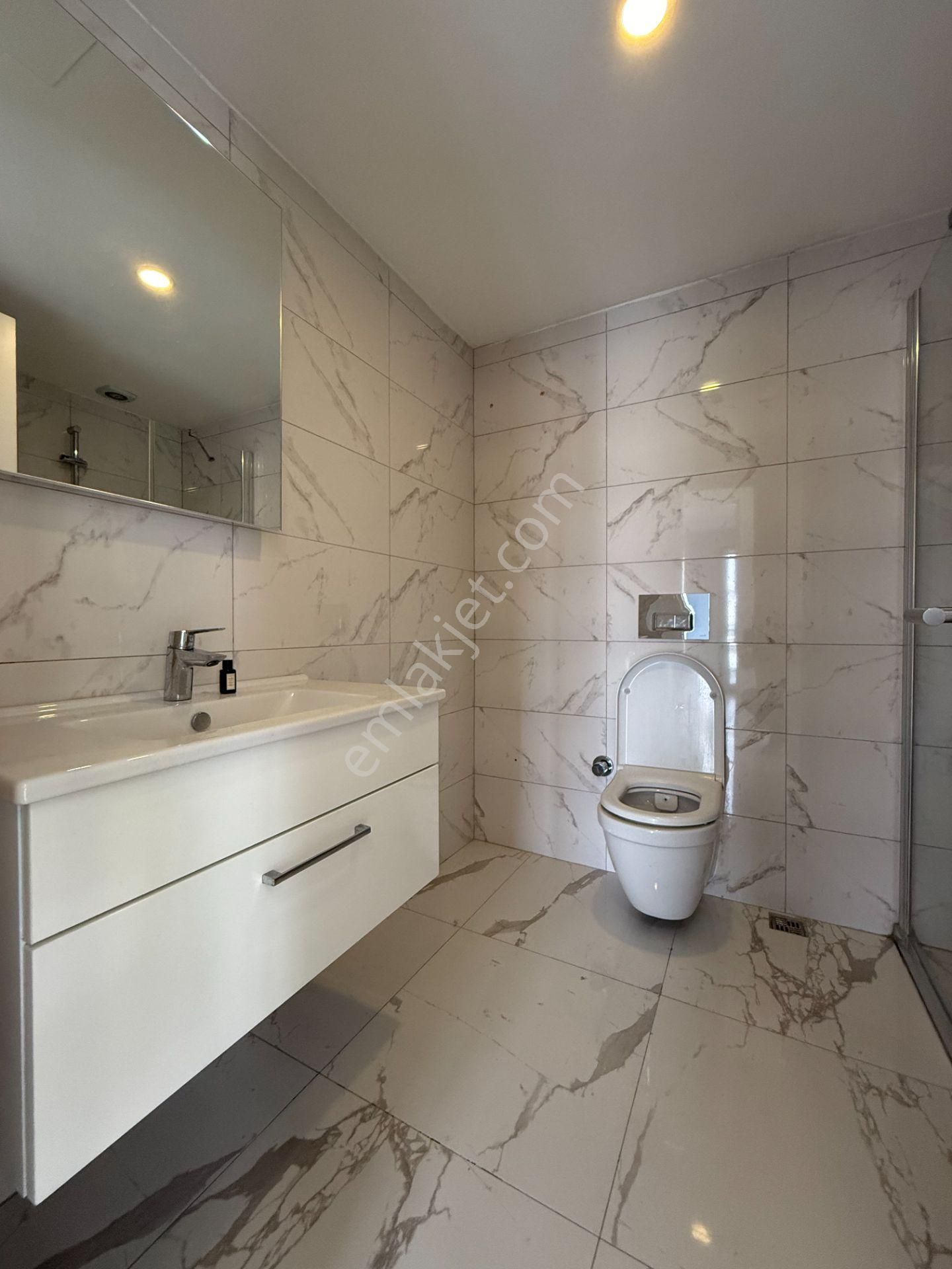 Toros Caddesinde 260 M2 5+1 Dubleks Kiralık Daire - Görsel 14