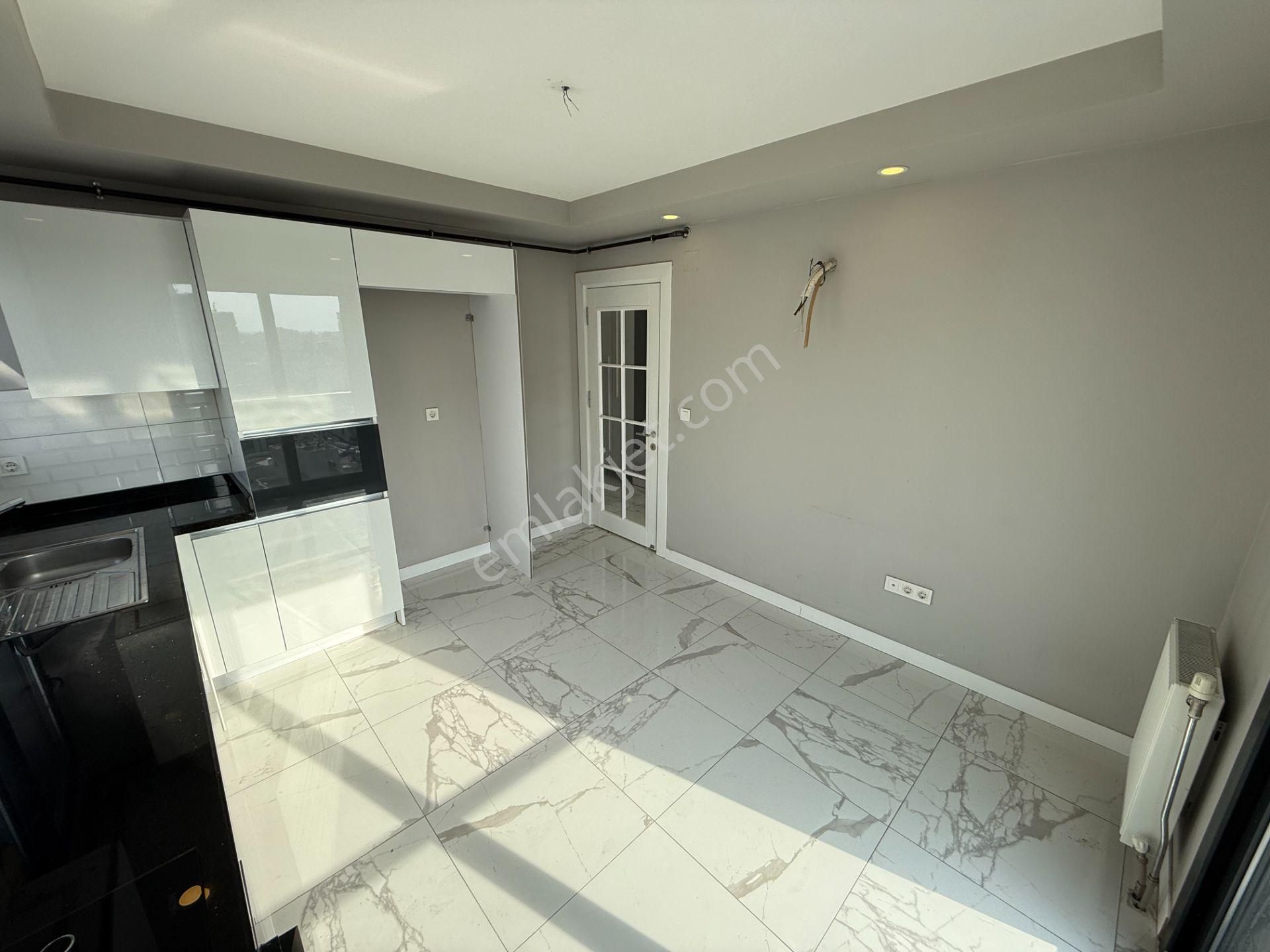 Toros Caddesinde 260 M2 5+1 Dubleks Kiralık Daire - Görsel 9