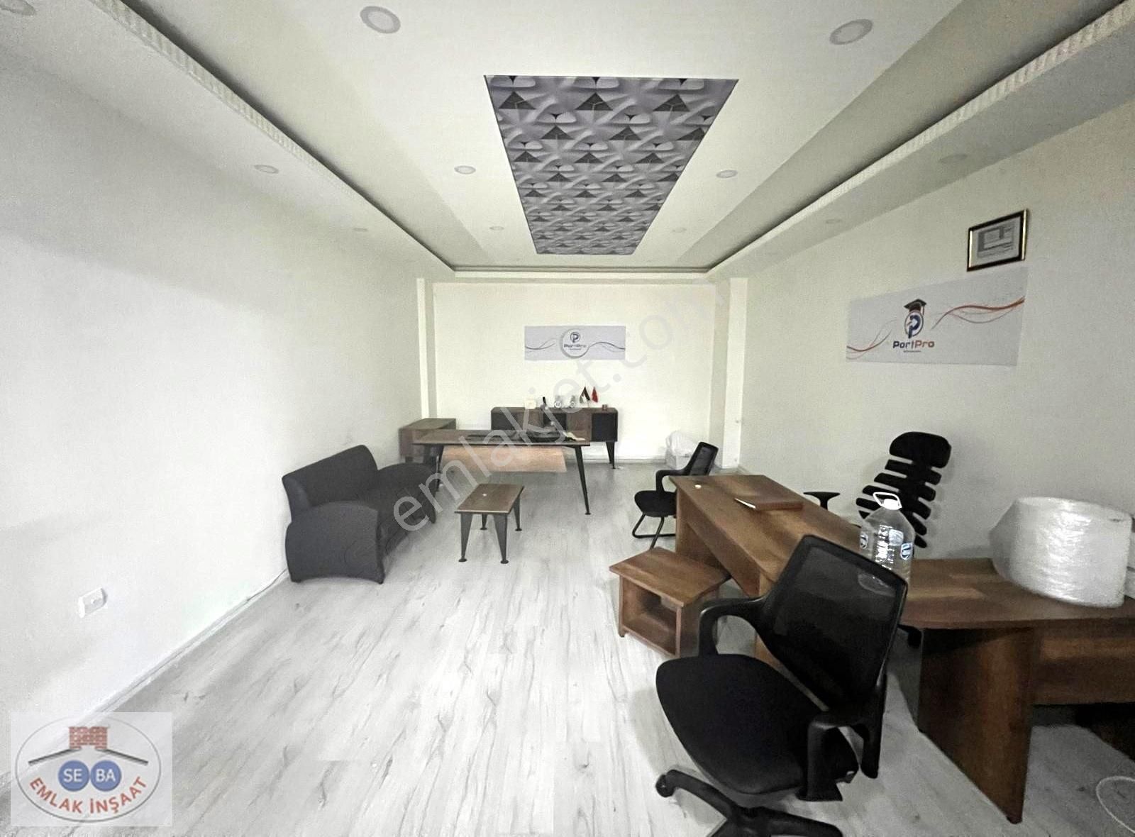 Küçükçekmece Kartaltepe Kiralık Ofis Sefaköy Merkezde Metrobüse Yakın Kiralık 3.adet Ofis/büro