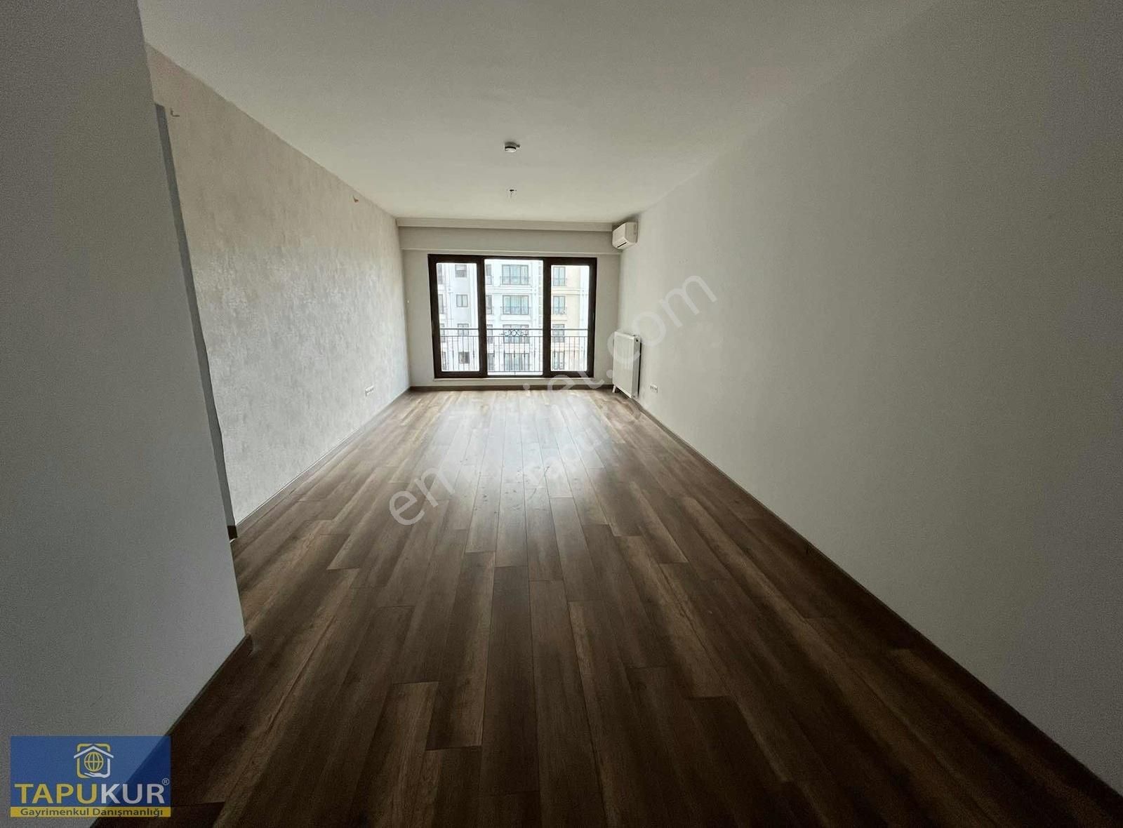 Esenler Havaalanı Kiralık Daire Emlak Konut 2. Etapta 124 M2 2+1 Tapukur'dan