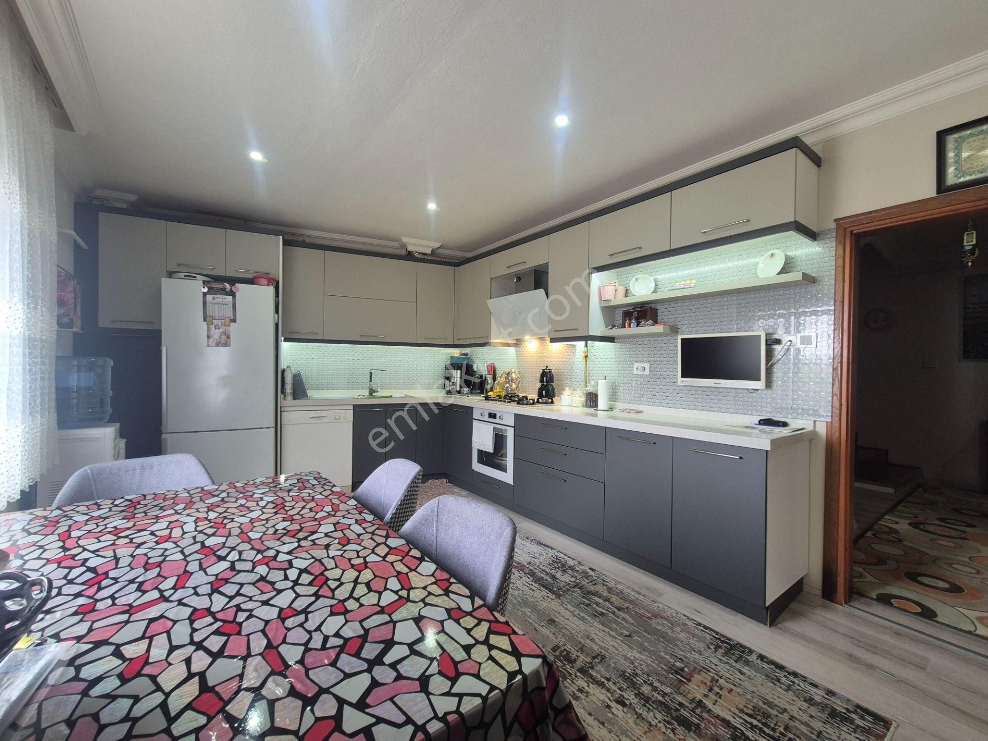 Era Söz Den Bandırma Sunullah Mah.de Satılık 3 Katlı Müstakil Ev. - Görsel 10