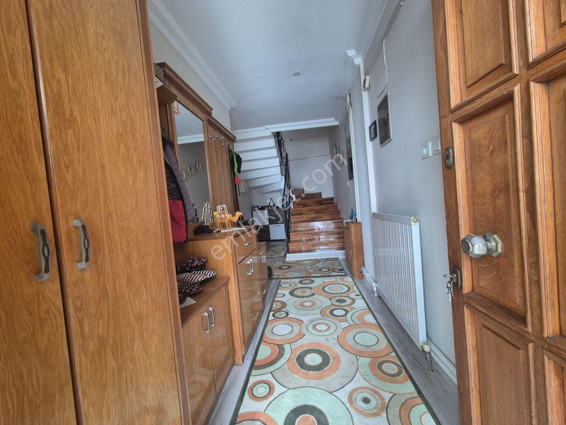 Era Söz Den Bandırma Sunullah Mah.de Satılık 3 Katlı Müstakil Ev. - Görsel 4