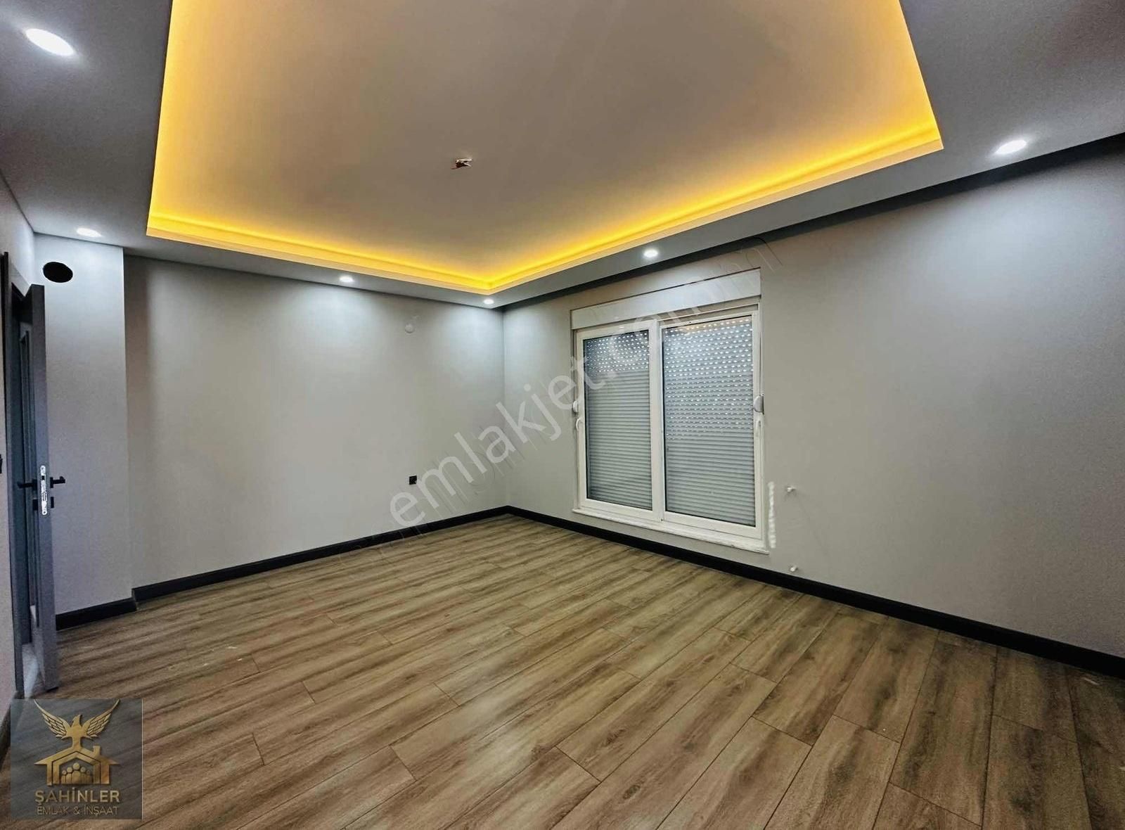 Kepez Aydoğmuş Satılık Daire Katta Asansörlü Çift Balkon Ayrı Mutfak 2+1 Sıfır Daire