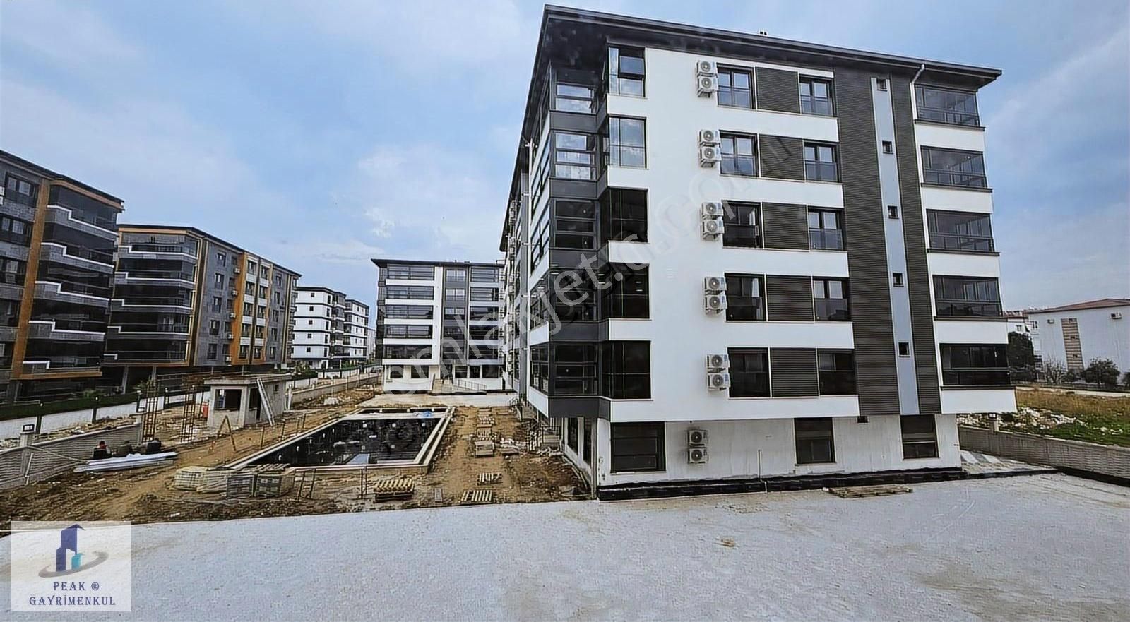 Torbalı Alpkent Satılık Daire Torbalı Alpkent Mh.160 M2 Ultra Lüks Bir Yaşam Alanı Fırsatı