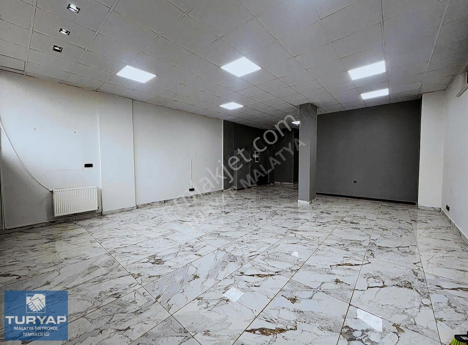 Yeşilyurt Tecde Kiralık Dükkan & Mağaza Turyap Metropol'den Yüzakı Bulvarı Civarı Kiralık 110m² Dükkan