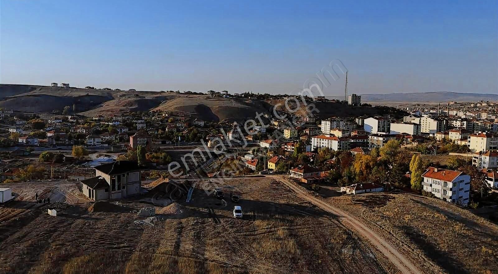 Sarıkaya Hürriyet Satılık Konut İmarlı Şekerpınar Mahallesinde Şehir Manzaralı Satılık Arsa