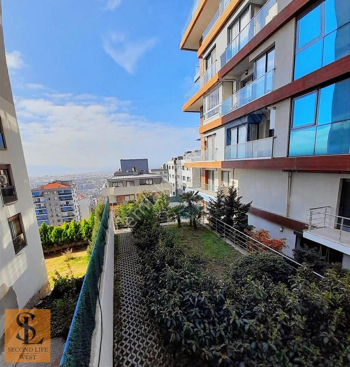 Çiğli Esentepe Satılık Daire İzmir Esentepe De Satılık 1+1 Bahçe Katı Daire