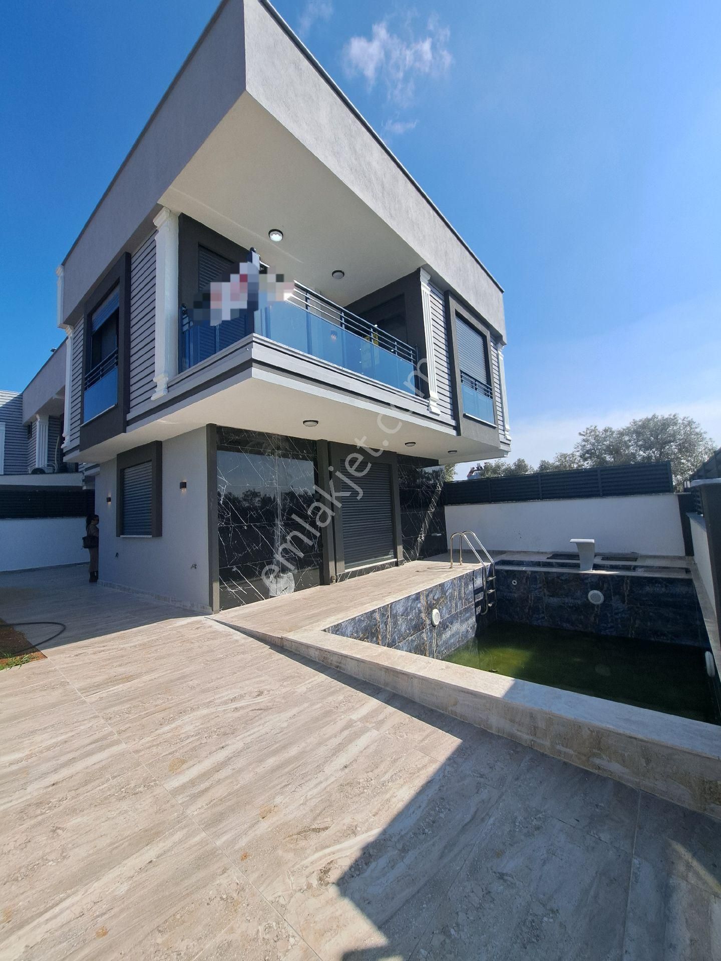 Didim Hisar Satılık Villa Didim Hisar Mahallesinde 4+1 Havuzlu Sıfır Villa