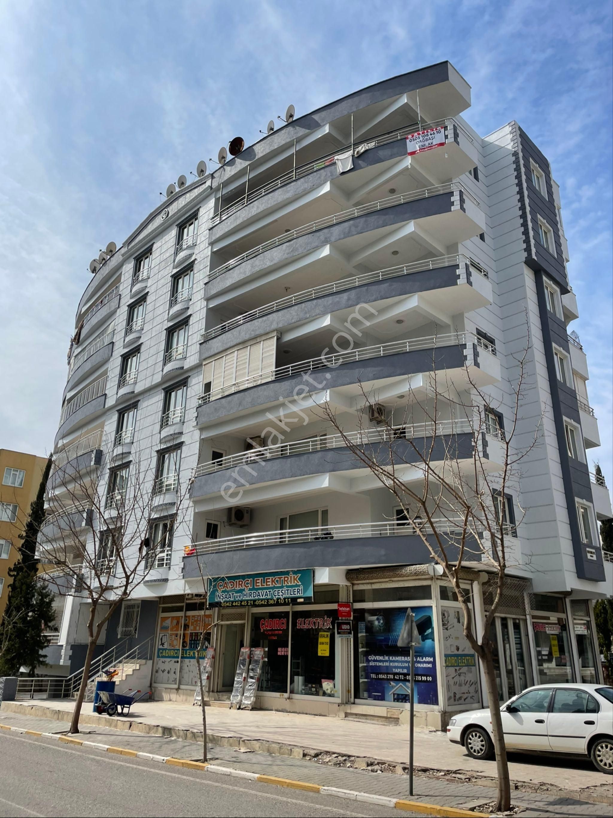 Karaköprü Şenevler Satılık Daire Karaköprü Şenevlerde 4+1 Uygun Bakımlı Daire