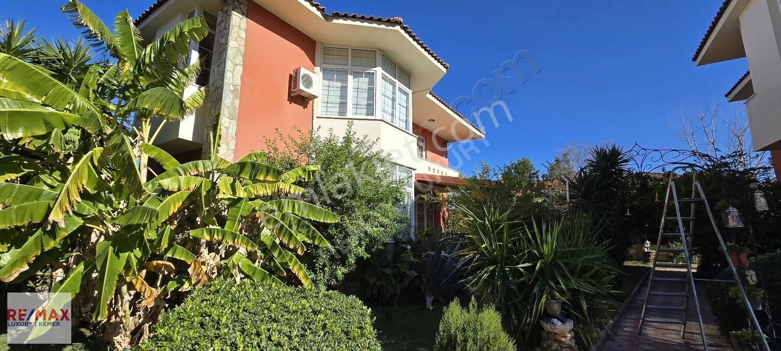 Kemer Çamyuva Kiralık Villa Remax Luxury Den Çamyuvada Eşyalı Kiralık Villa