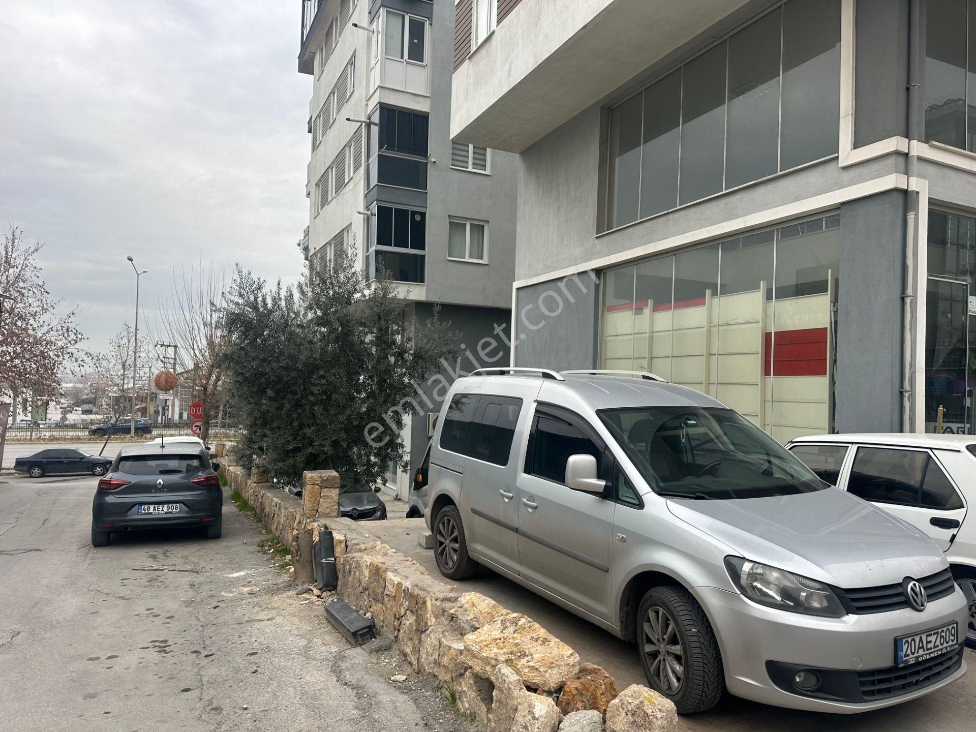 Menderes Bulvarı Üzeri, İzmir Asfaltı Üzeri, Satılık 216 Metrekare İşyeri - Görsel 8