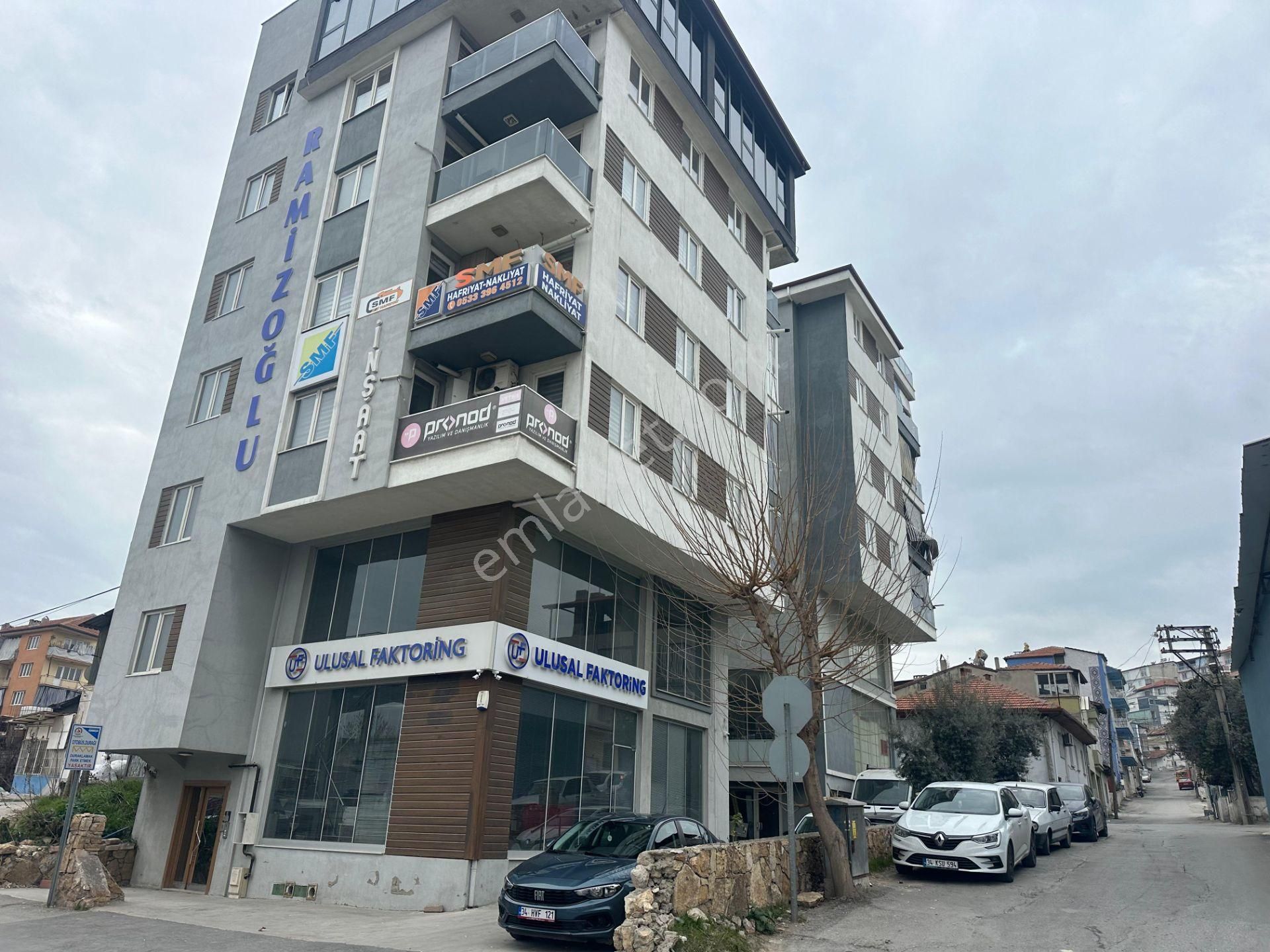 Menderes Bulvarı Üzeri, İzmir Asfaltı Üzeri, Satılık 216 Metrekare İşyeri - Görsel 4