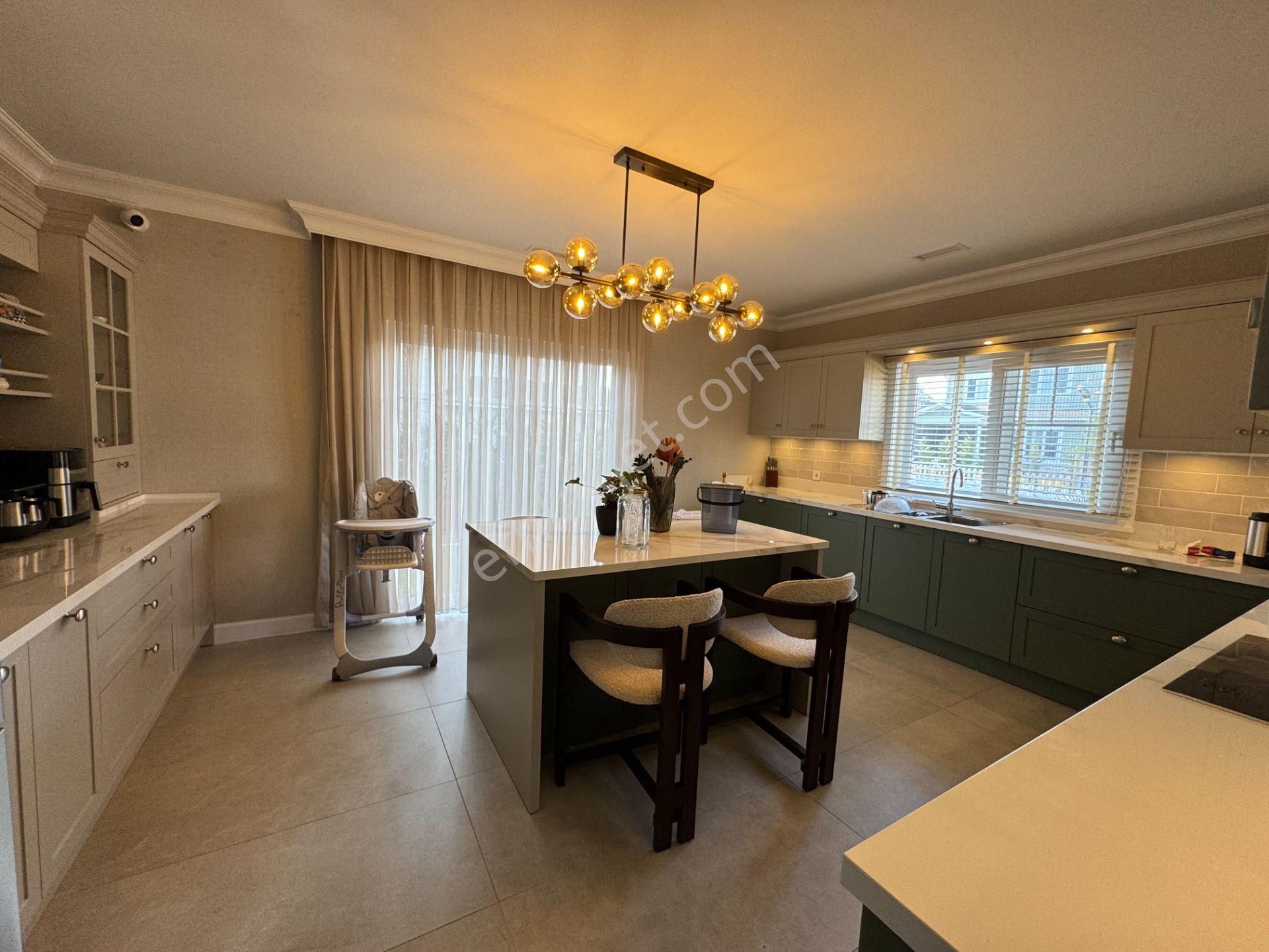 İstanbul Silivri Sunflower Çantaköy'de 5+1 Eşyalı Satılık Villa - Görsel 19