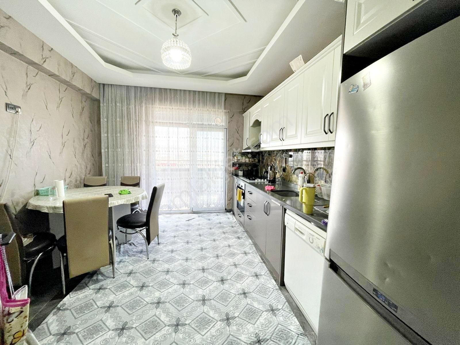 Alpaslan'da Çift Banyolu İnce İşçiliğiyle Arakat Ultralüx 2+1 - Görsel 3