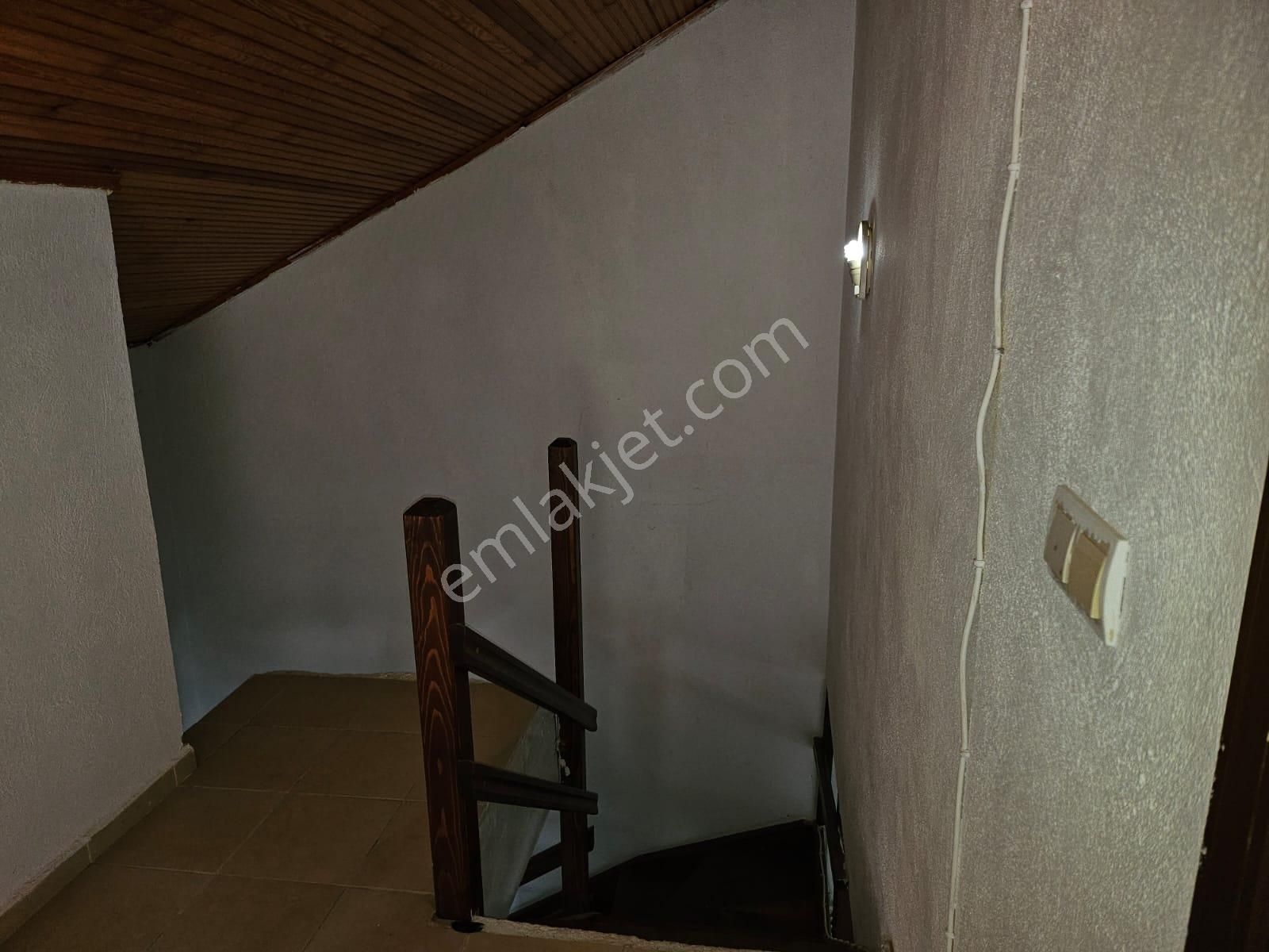 Akbük Ana Cadesi 5500 Cadeye Cepeli Dükkan Rühsatlı 6+1 Dairemiz Satılık - Görsel 5