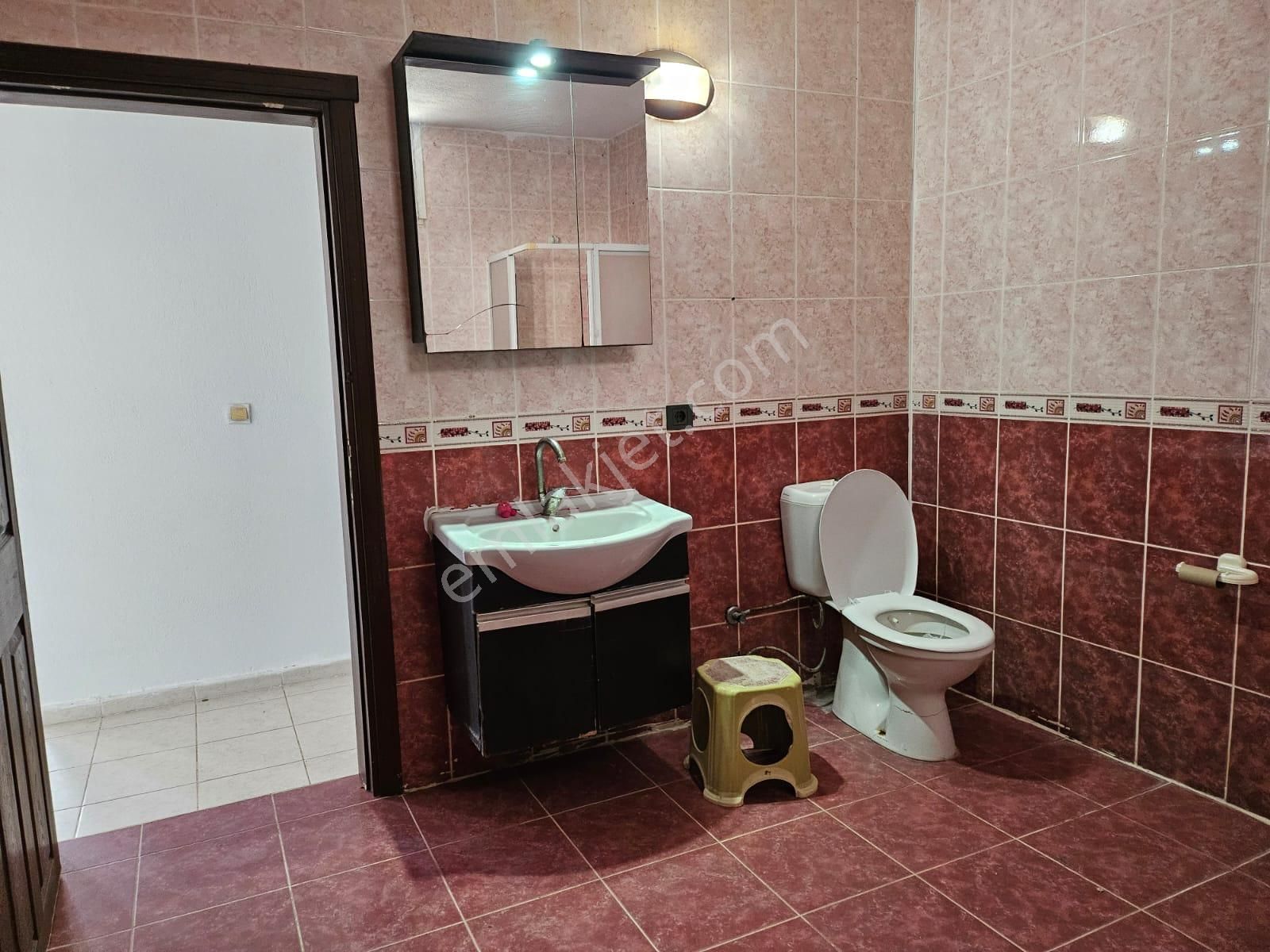 Akbük Ana Cadesi 5500 Cadeye Cepeli Dükkan Rühsatlı 6+1 Dairemiz Satılık - Görsel 16