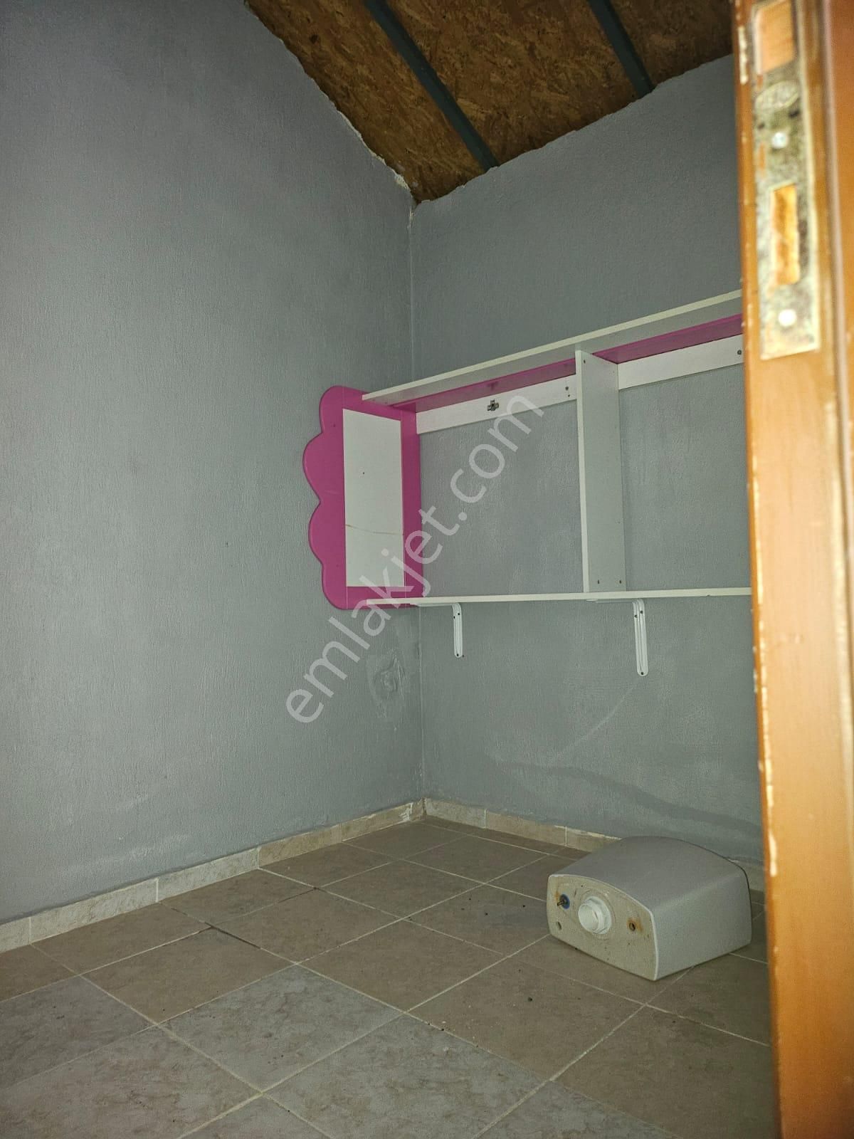 Akbük Ana Cadesi 5500 Cadeye Cepeli Dükkan Rühsatlı 6+1 Dairemiz Satılık - Görsel 9