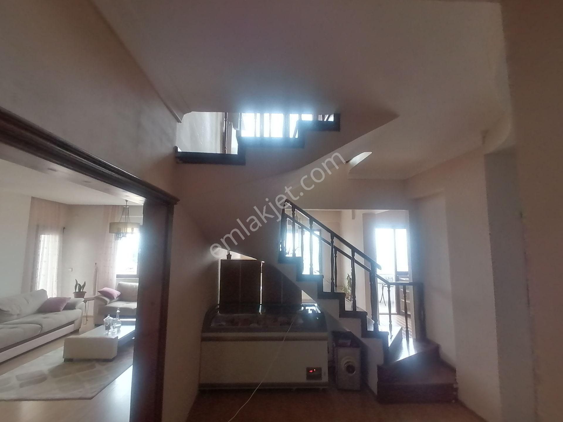 Trabzon Çukurçayır Yaşam Sitesi'nde 5+1 Satılık Dubleks Daire - Görsel 13