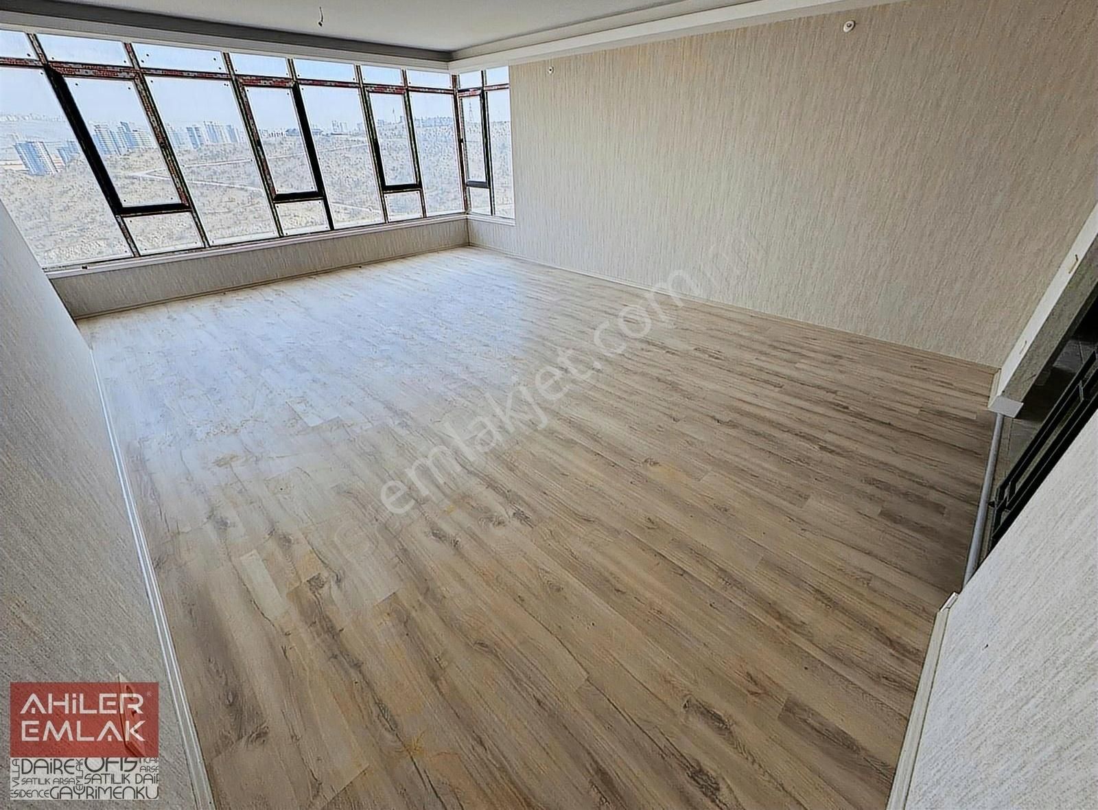 Keçiören Yükseltepe Satılık Daire Ferah Ev İsteyenlere Uygun Lüks Sitede Net 230m2 3 Cepheli Daire