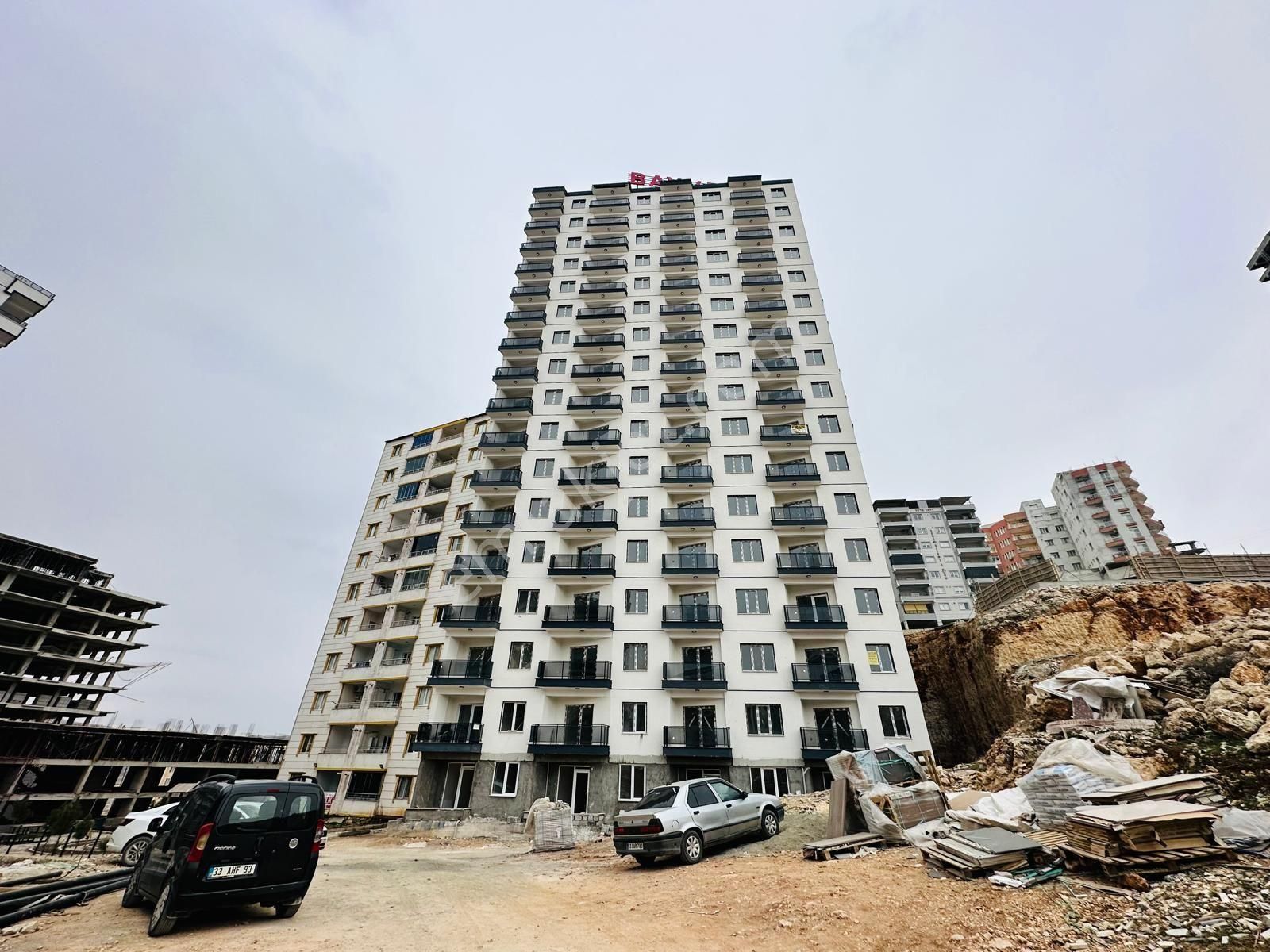 Dinç Emlaktan Satılık Sıfır 1+1 Devlet Hastane Karşısı - Görsel 18