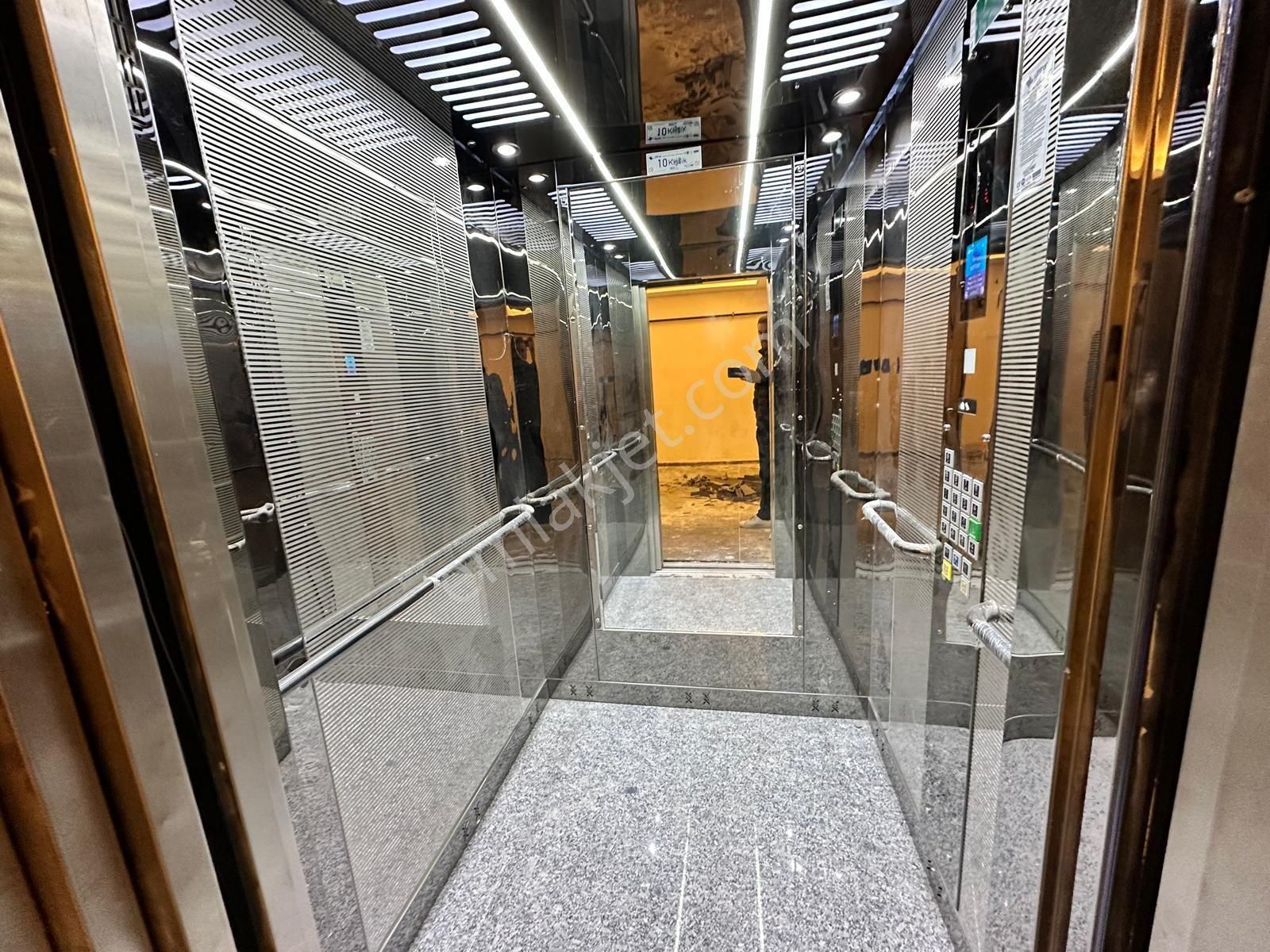 Dinç Emlaktan Satılık Sıfır 1+1 Devlet Hastane Karşısı - Görsel 12