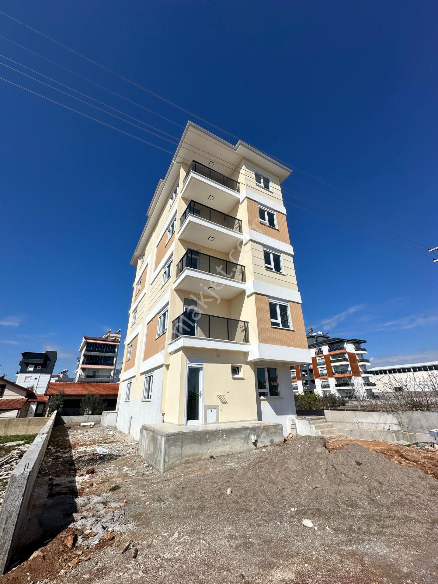 Yasinkuzu'dan Bahçeyaka'da Kanal Caddesi Üzerinde Satılık 1+1 Daire - Görsel 10