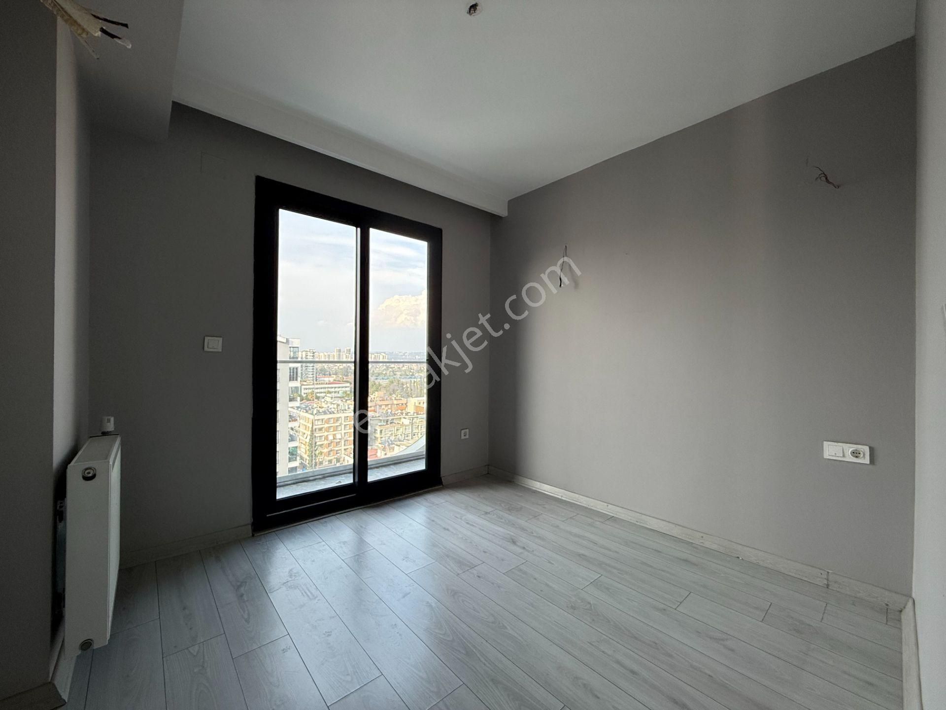 Toros Caddesinde 220 M2 5+1 Dubleks Hasarsız Satılık Daire - Görsel 12