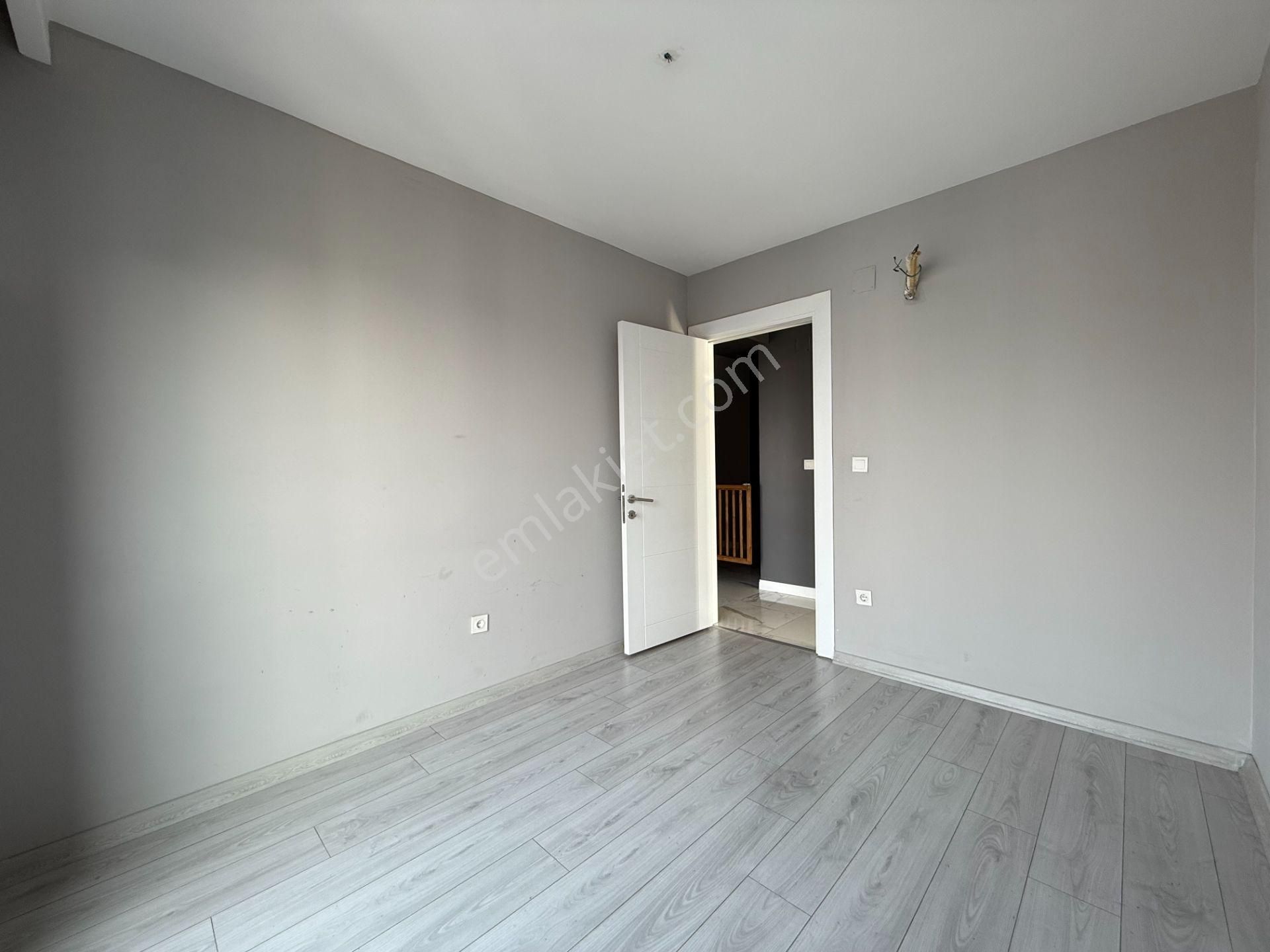 Toros Caddesinde 220 M2 5+1 Dubleks Hasarsız Satılık Daire - Görsel 11