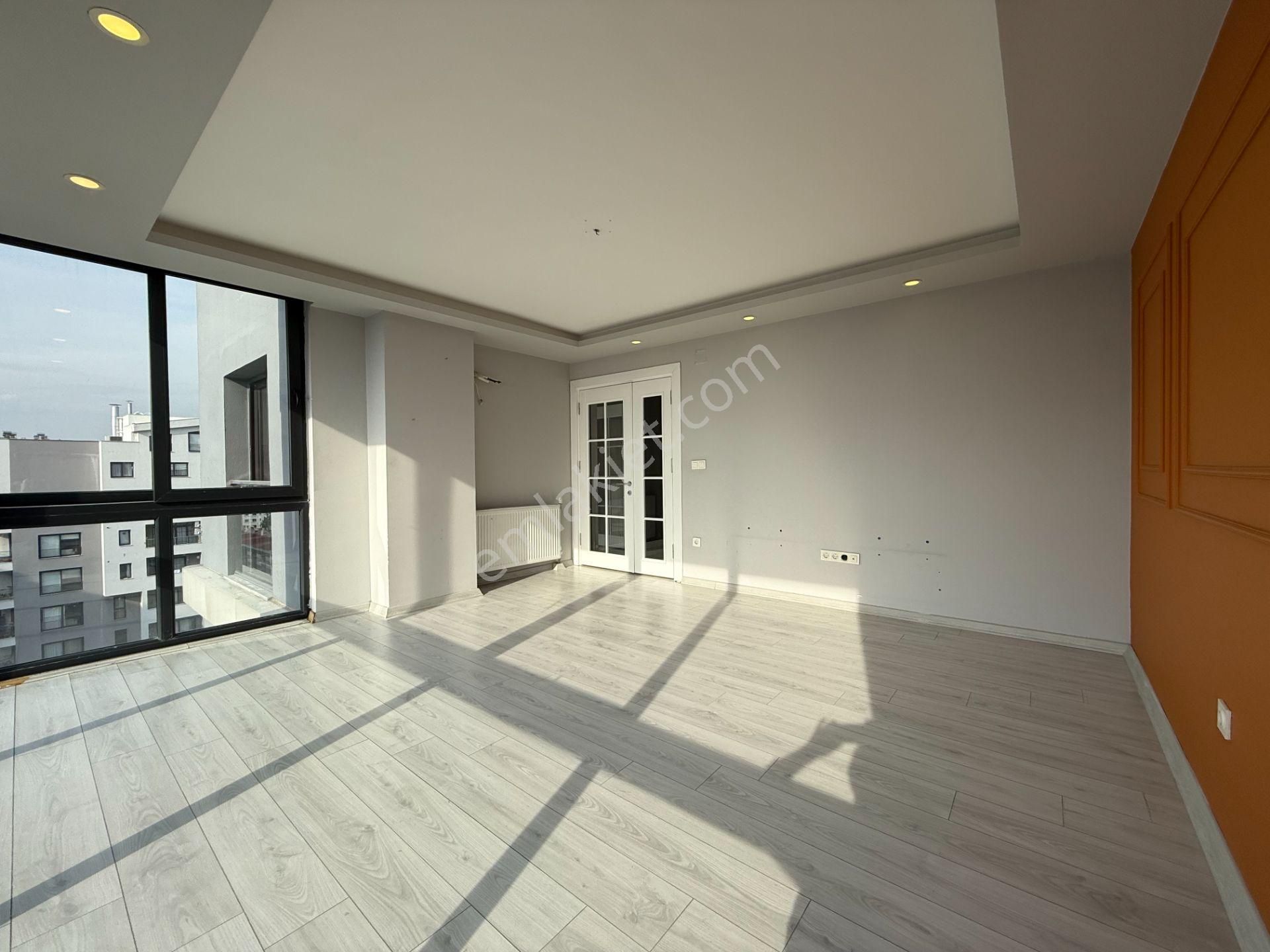 Toros Caddesinde 220 M2 5+1 Dubleks Hasarsız Satılık Daire - Görsel 4