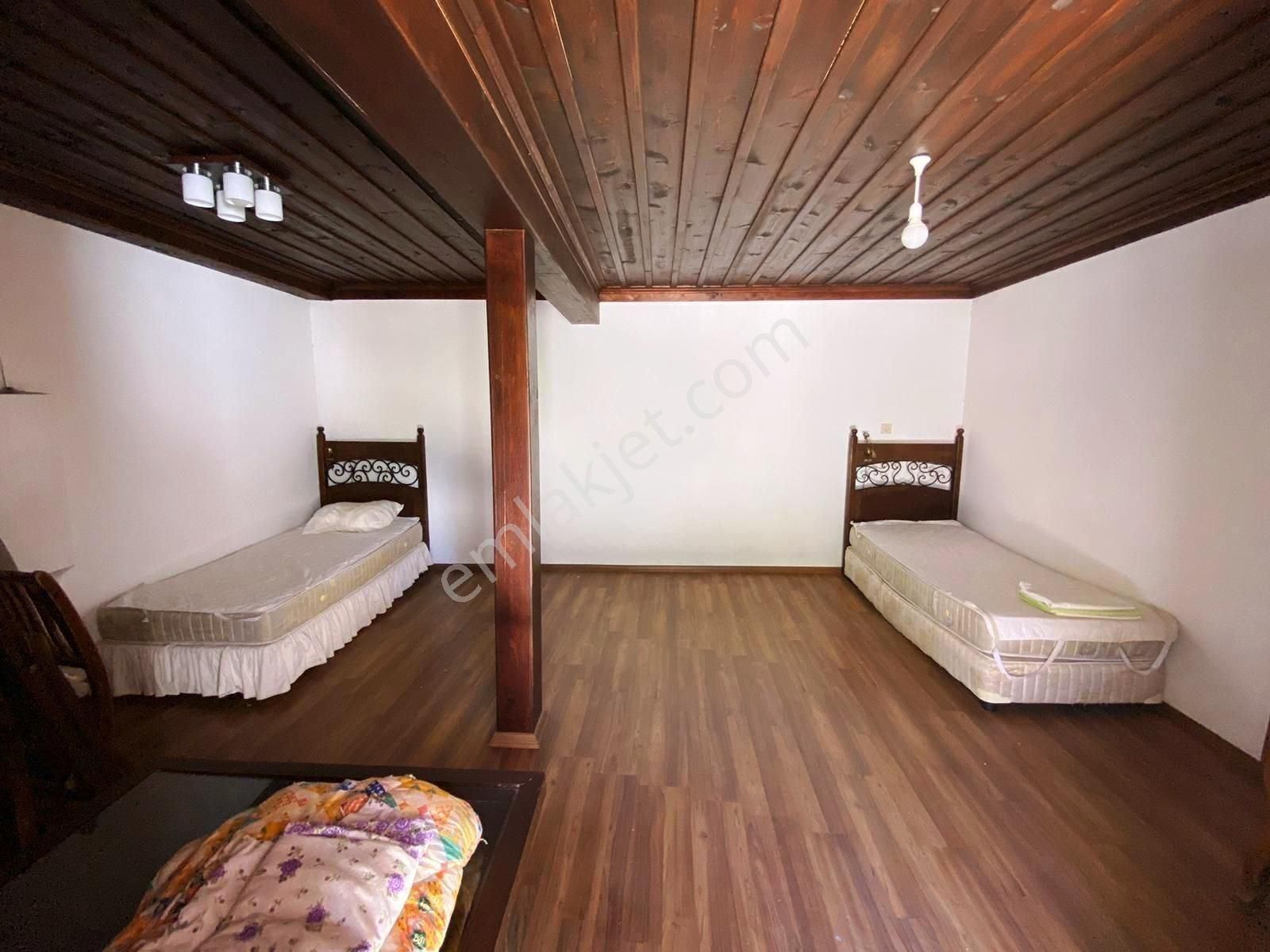 Milas Merkezde Full Restorasyonlu İki Müstakil Ev - Görsel 16