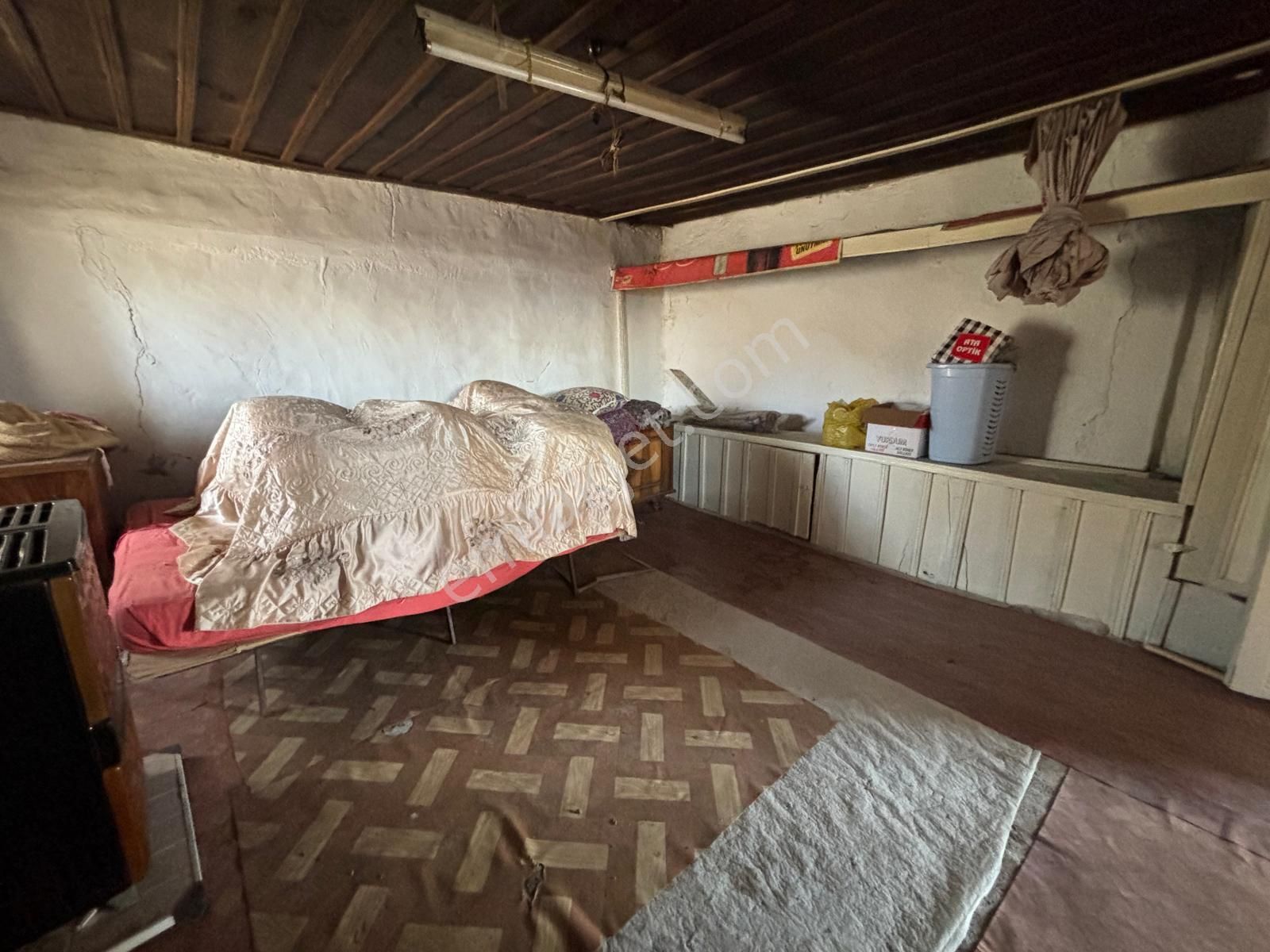 Yukarıkırıklar Mahallesi Merkeze Yakın Köy Evi - Görsel 5