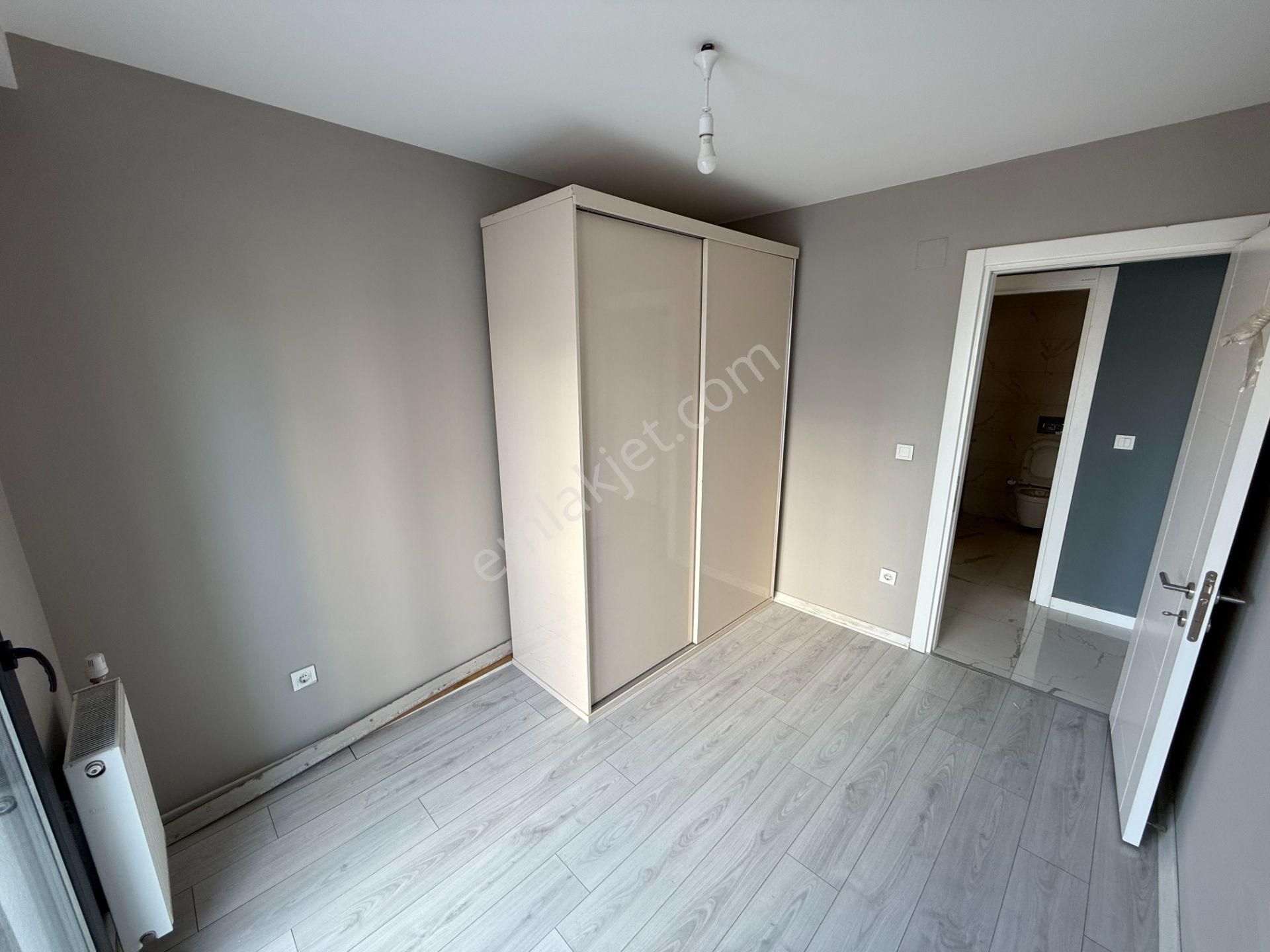 Rezidansta İskanlı 110 M2 2+1 *kapalı Mutfaklı* Hasarsız* Satılık Daire - Görsel 14