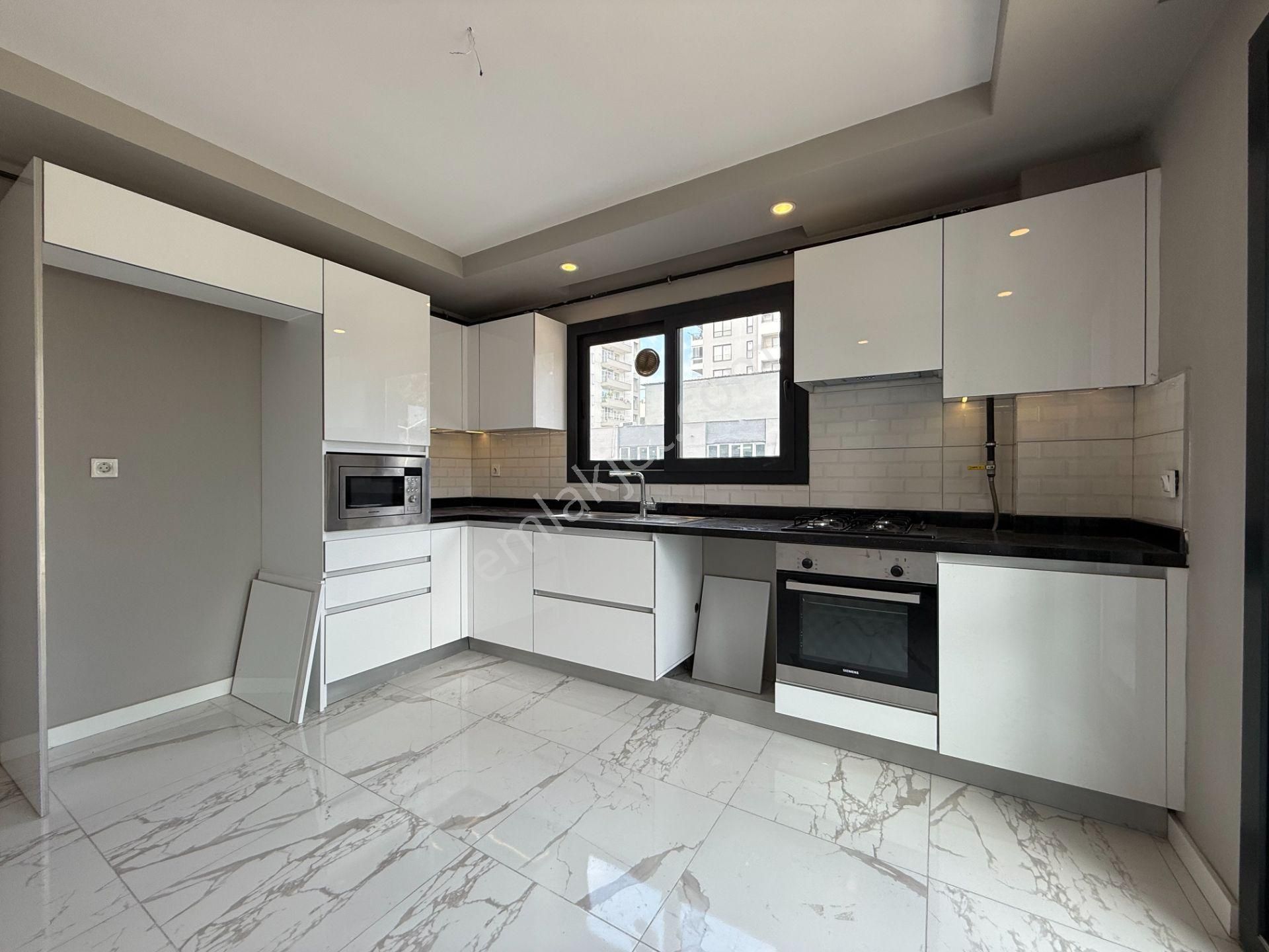 Rezidansta İskanlı 110 M2 2+1 *kapalı Mutfaklı* Hasarsız* Satılık Daire - Görsel 7