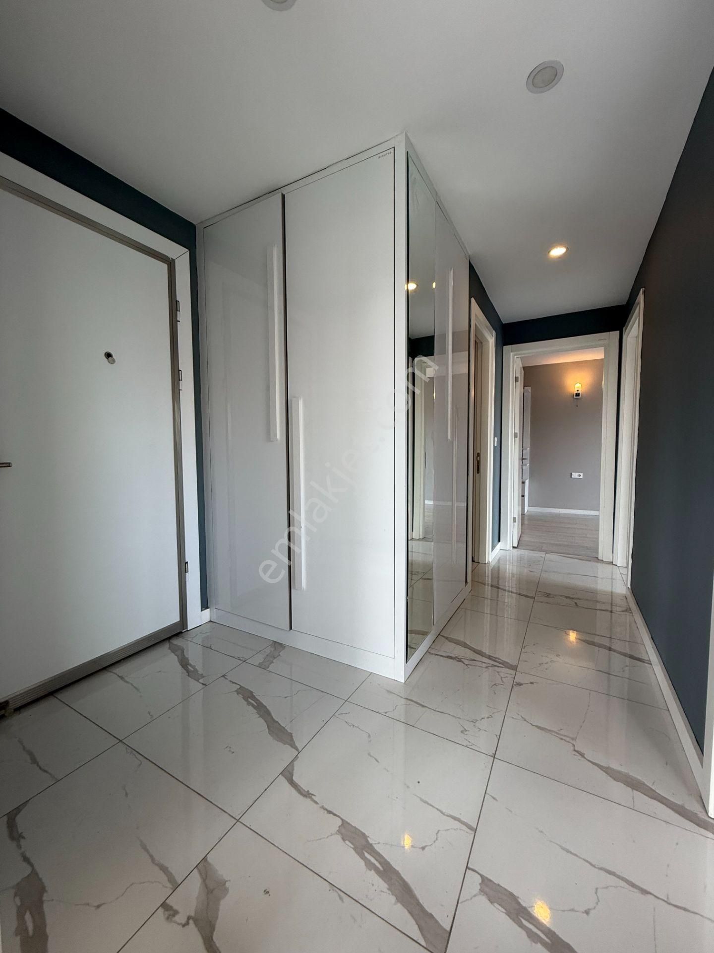 Rezidansta İskanlı 110 M2 2+1 *kapalı Mutfaklı* Hasarsız* Satılık Daire - Görsel 5