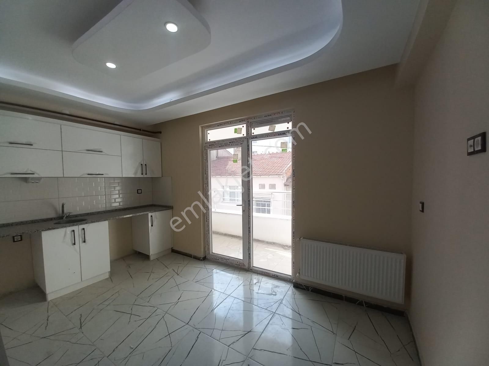 Odunpazarı 71 Evler Satılık Daire 71 Evler Mahallesi Ertaş Caddesi Yakını Sıfır 3+1 Daire Sj-164