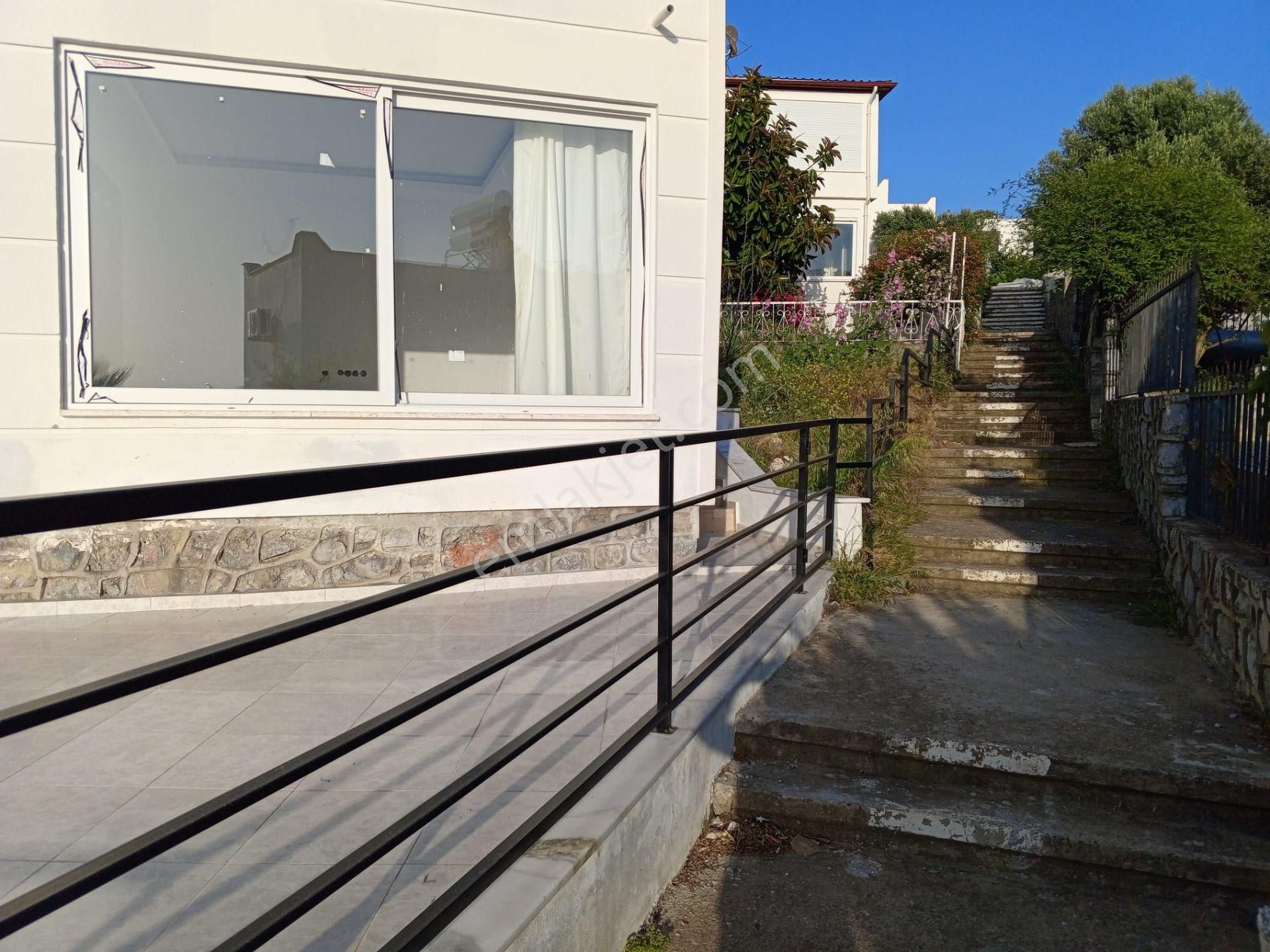 Stop’tan *eska İncebel Tatil Sitesinde* 3+1 Dublex Villa - Görsel 19