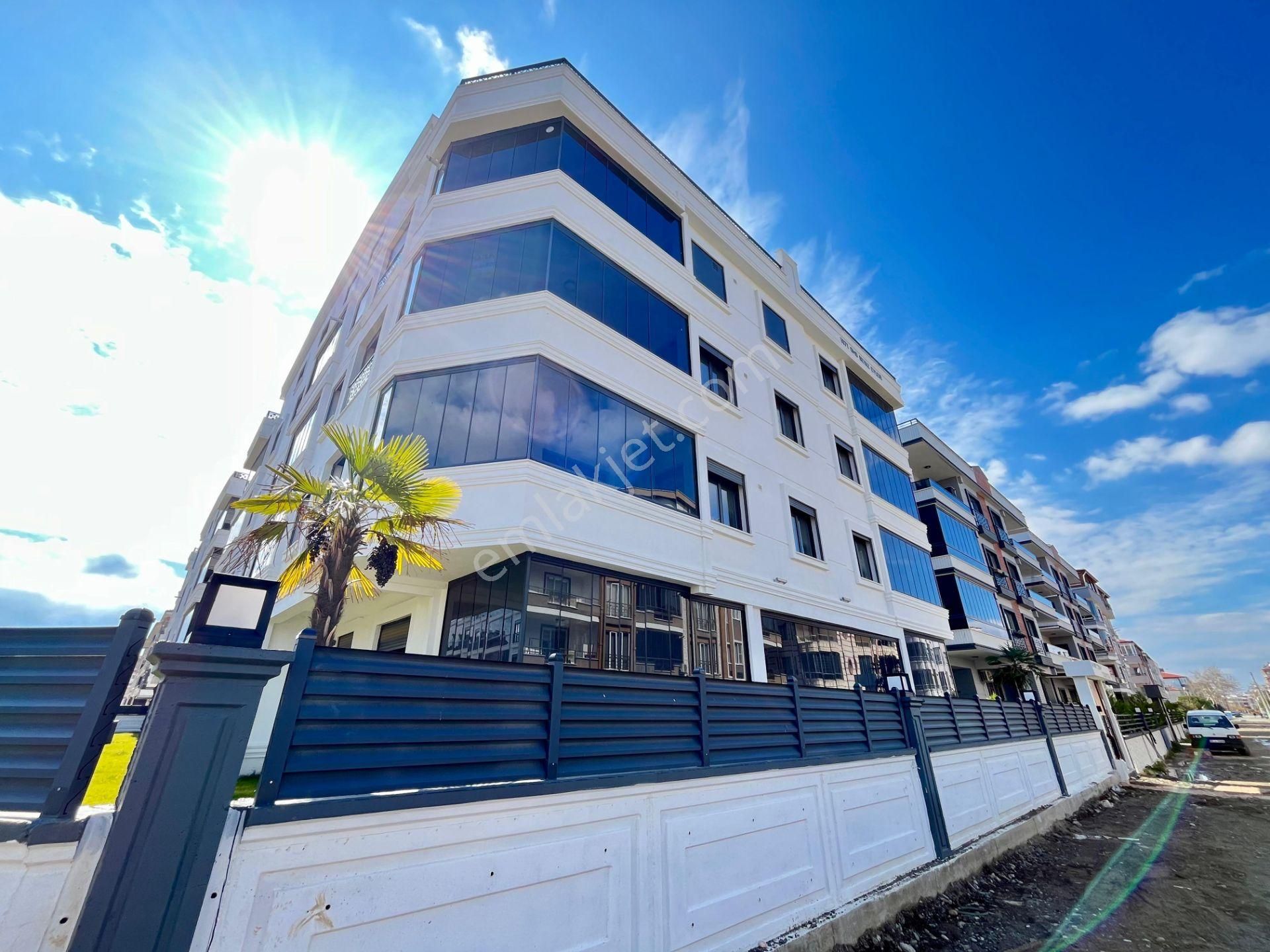 Akçay Sezgin Emlaktan Sıfır & Lüx Tasarım 1+1 Satılık Daire