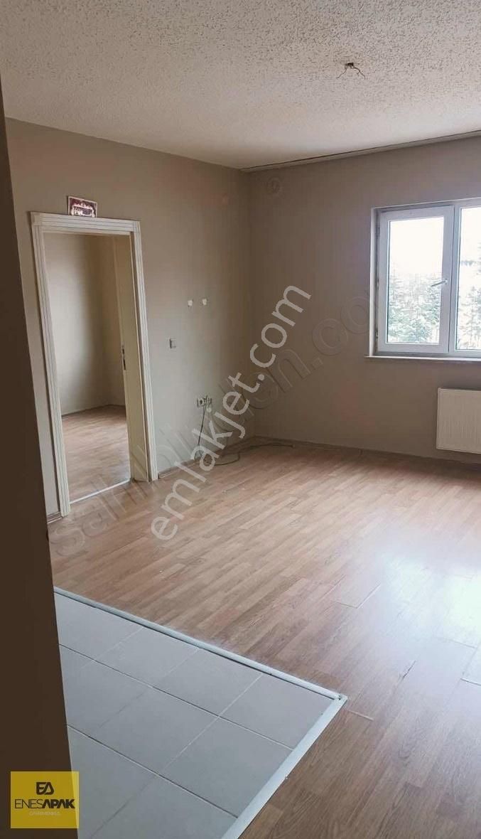 Meram Gödene Kiralık Daire Gödene Toki De Kiralık 1+1 Ara Kat Harika Daire (ana Yol Üstü)