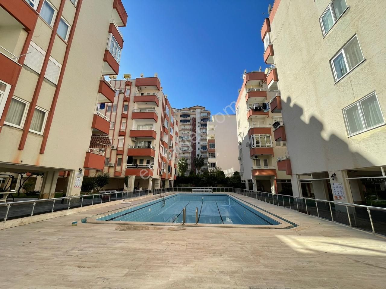 Alanya Mahmutlar Satılık Daire Mahmutlar Etikent Sitesi