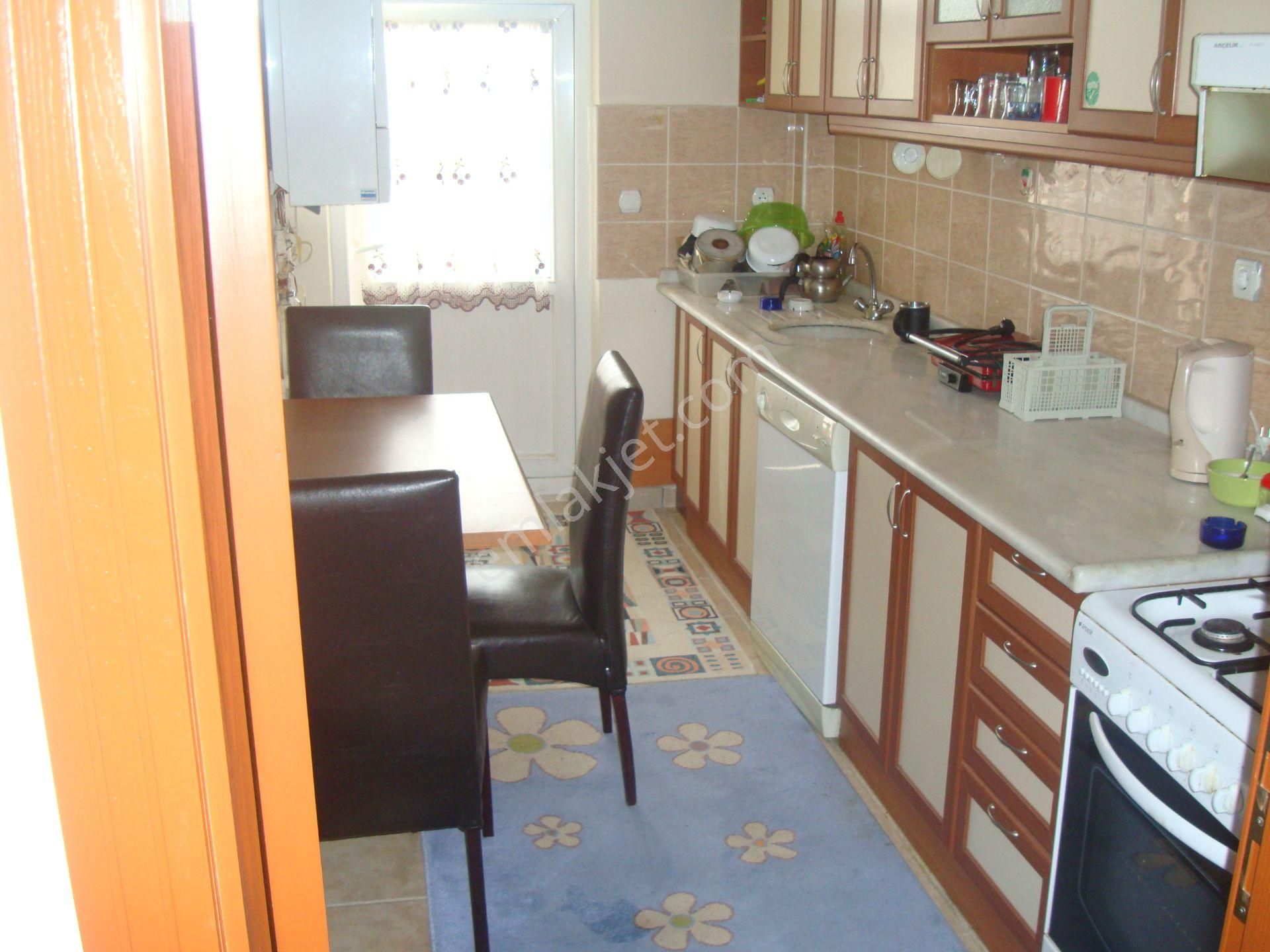 Ankara , Çankaya , Cebeci Mh.u.gemiciler Sk.ta , Eşyali ,kombili , Yalıtımlı ,ara Katta