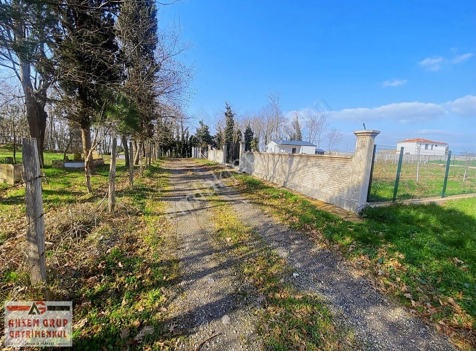 Kaynarca Karamanlar Satılık Tarla Karamanlarda Yol Kenarı Bulunmaz Konum Müthiş İmarlı Arsa