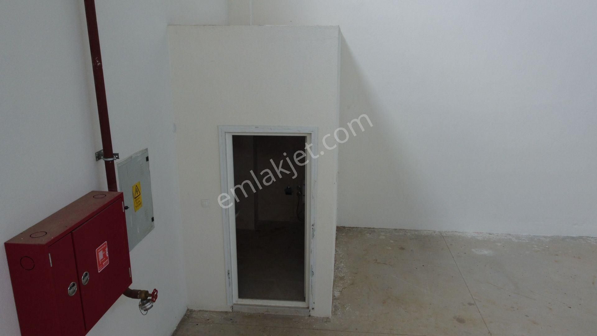 Çanakkale Merkez Işıklar Köyü Mevkii 531m2 Kiralık Depo - Görsel 8