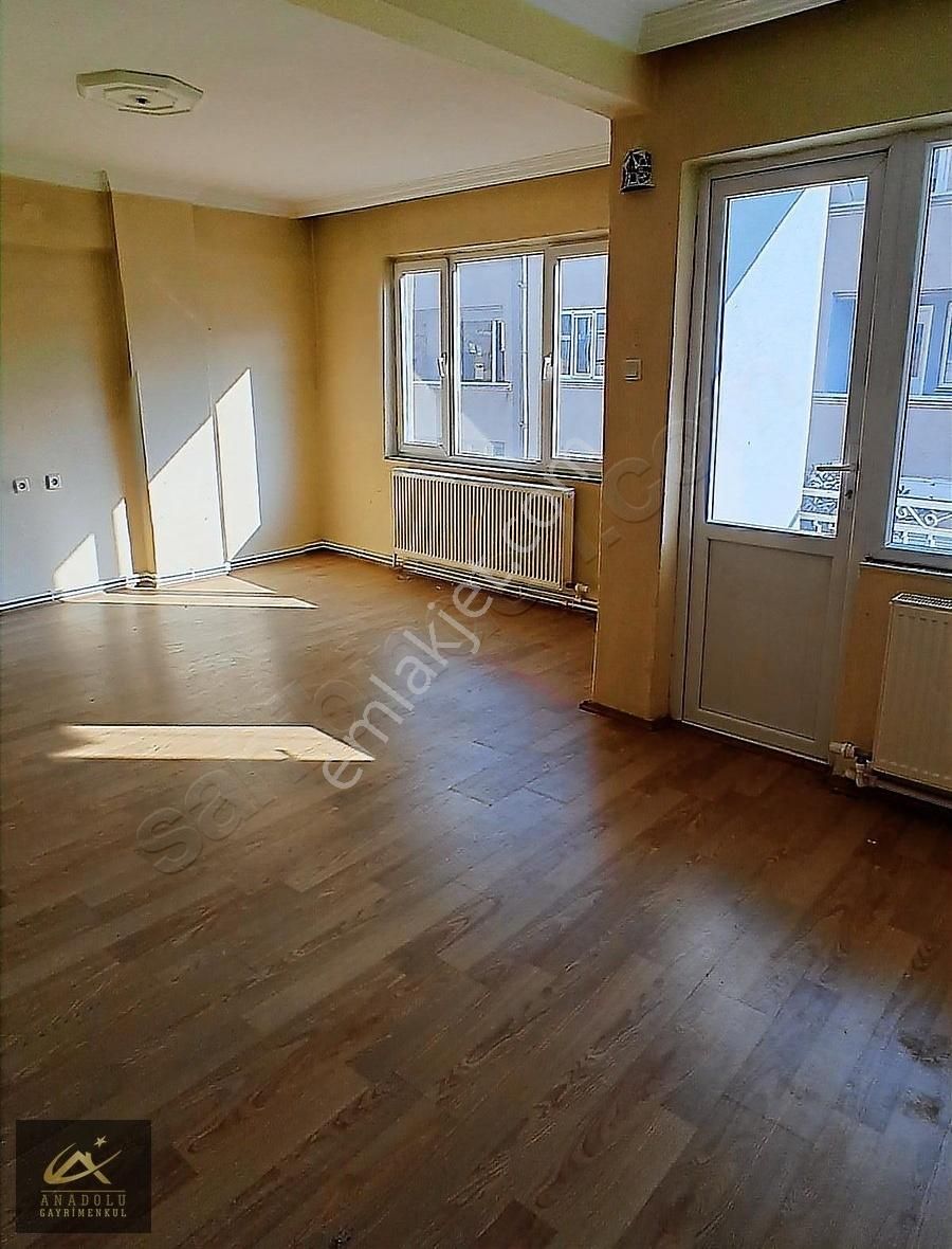 Soma Kurtuluş Kiralık Daire Anadolu'dan Çarşı Merkezde Kiralık 2+1 Daire...