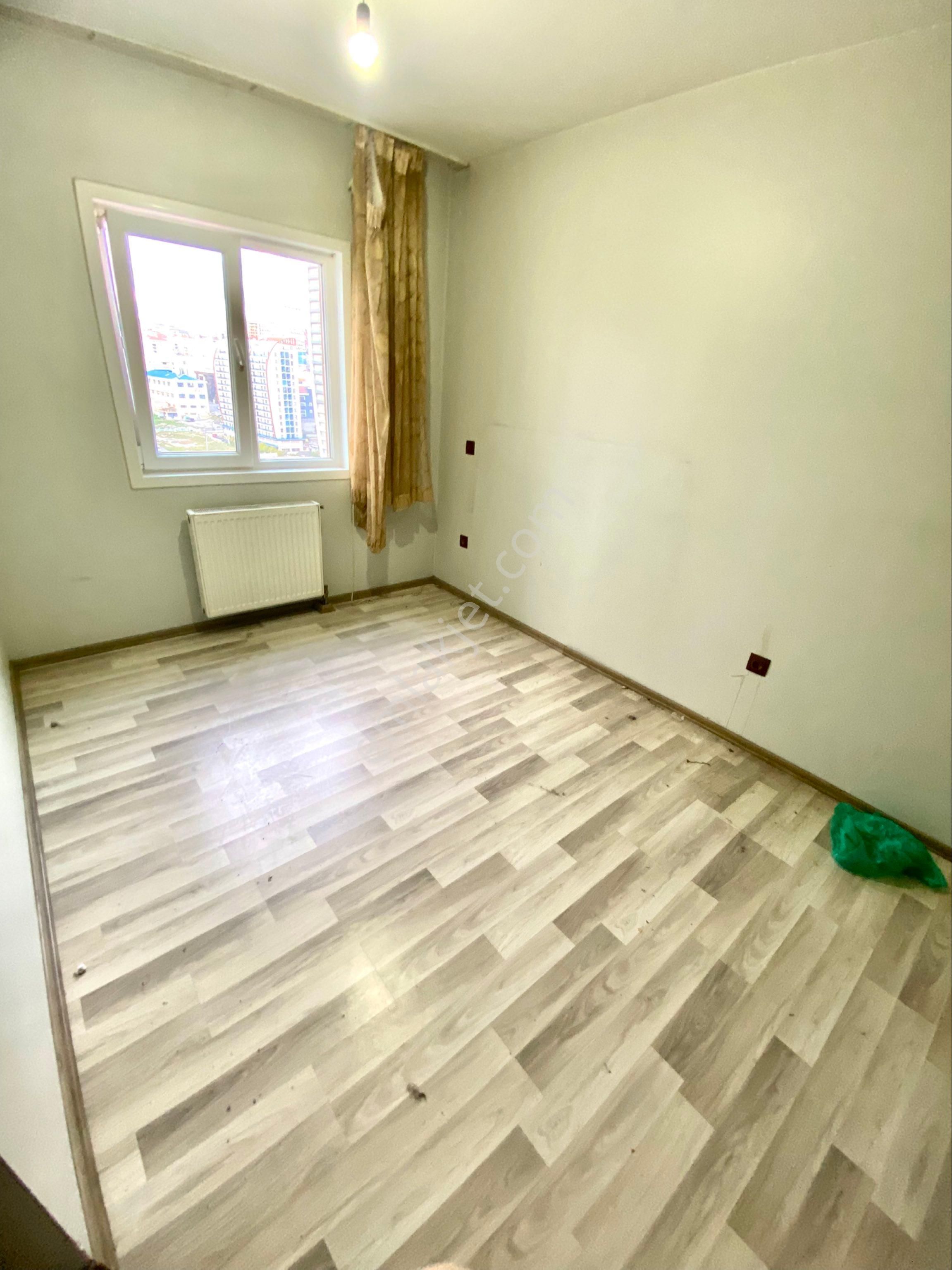 Solarkent Sitesi 2+1 Ebeveyn Banyolu Kapalı Mutfaklı Kiralık Daire - Görsel 7