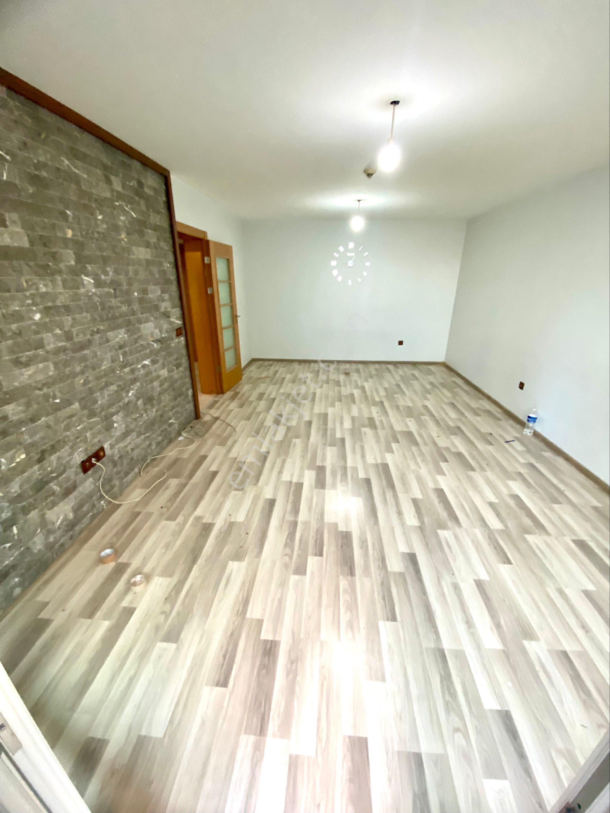 Solarkent Sitesi 2+1 Ebeveyn Banyolu Kapalı Mutfaklı Kiralık Daire - Görsel 6