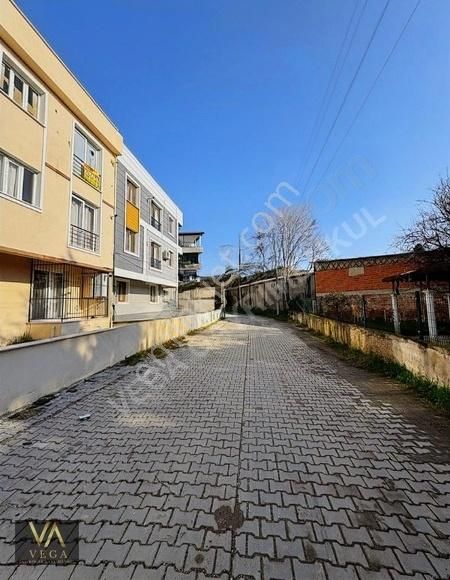 Vega'dan Muradiye'de Satılık Eşyalı 1+1 Daire !!