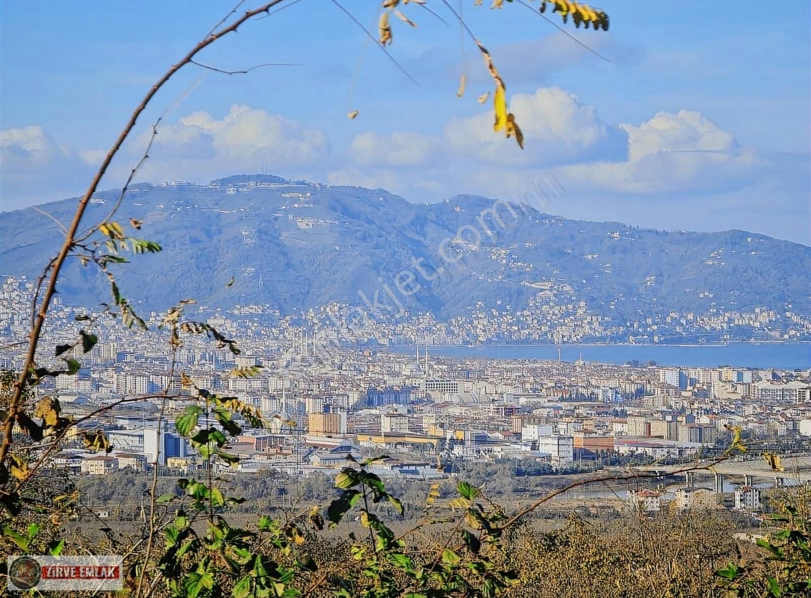 Akçatape Mahallesi'nde Satılık 2900m² Satılık Fırsat Arazi. - Görsel 2
