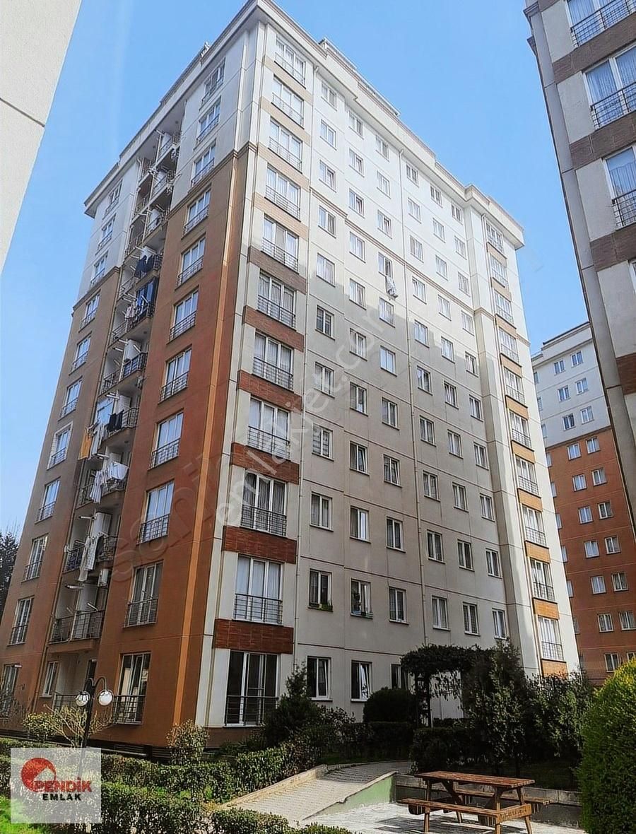 Pendik Fevzi Çakmak Kiralık Daire Pendik Uzmanı Cemal Kınay'dan Park Royal Sitesi Kiralık Daire