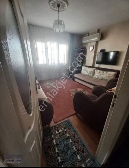 Turgutlu Yılmazlar Satılık Daire Yılmazlar Mah.de 90 M² 2+1 3.ara Kat 1.650.000 Tl